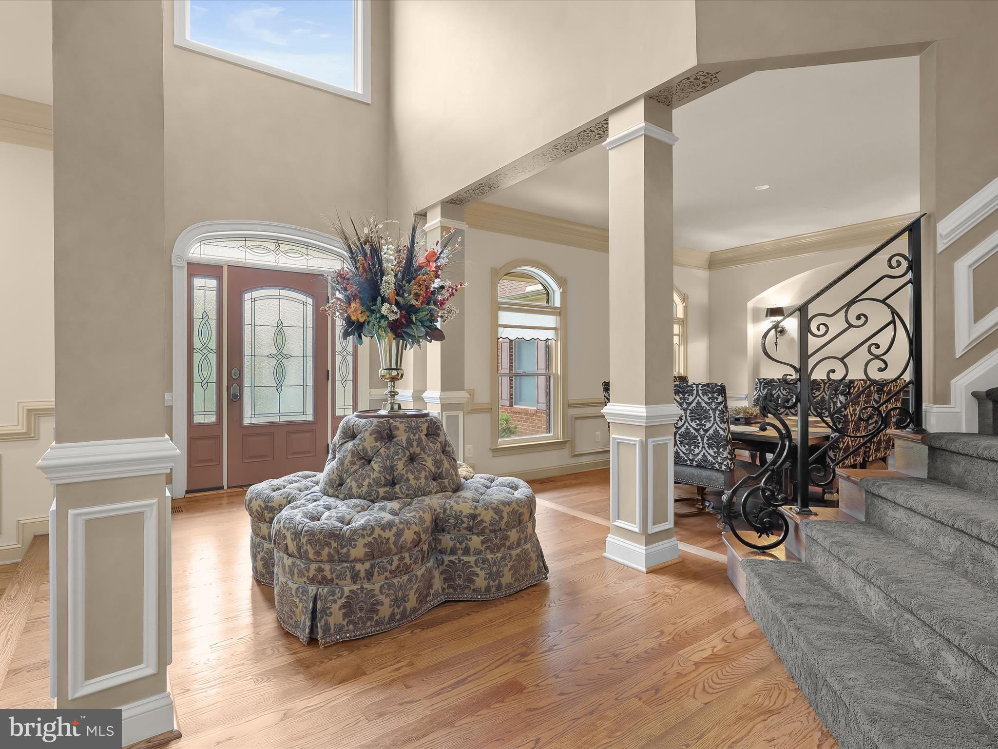 6 JARRETTS COURT