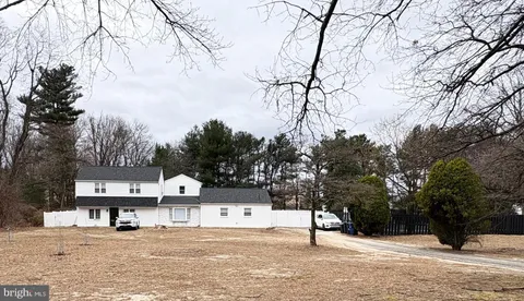 MLS: NJBL2083082