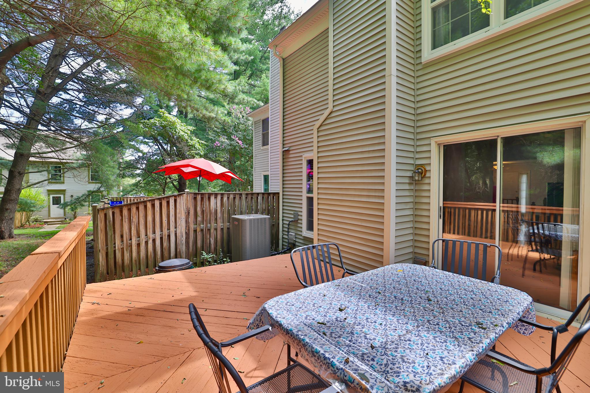 LONGMEAD - Residential