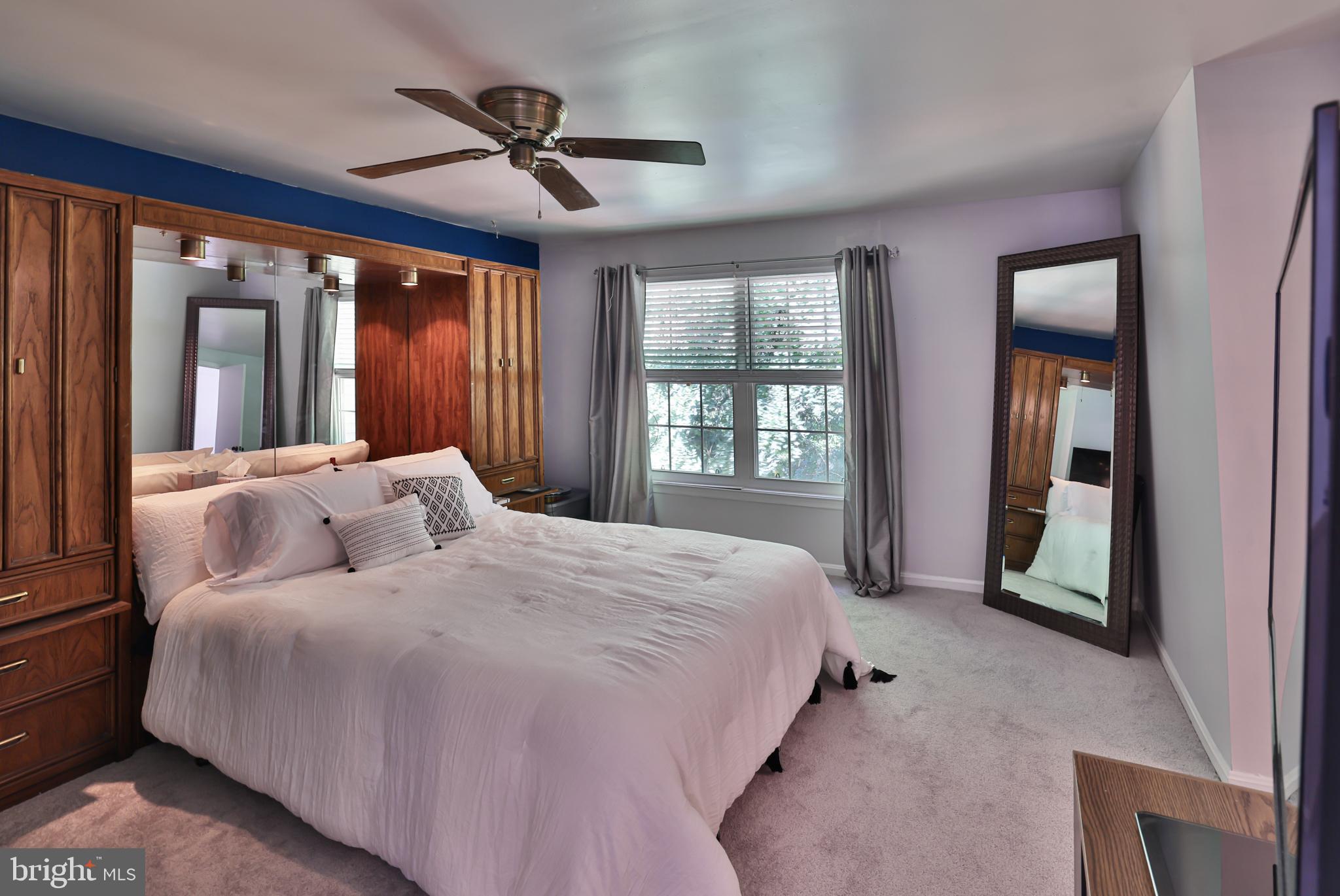 LONGMEAD - Residential