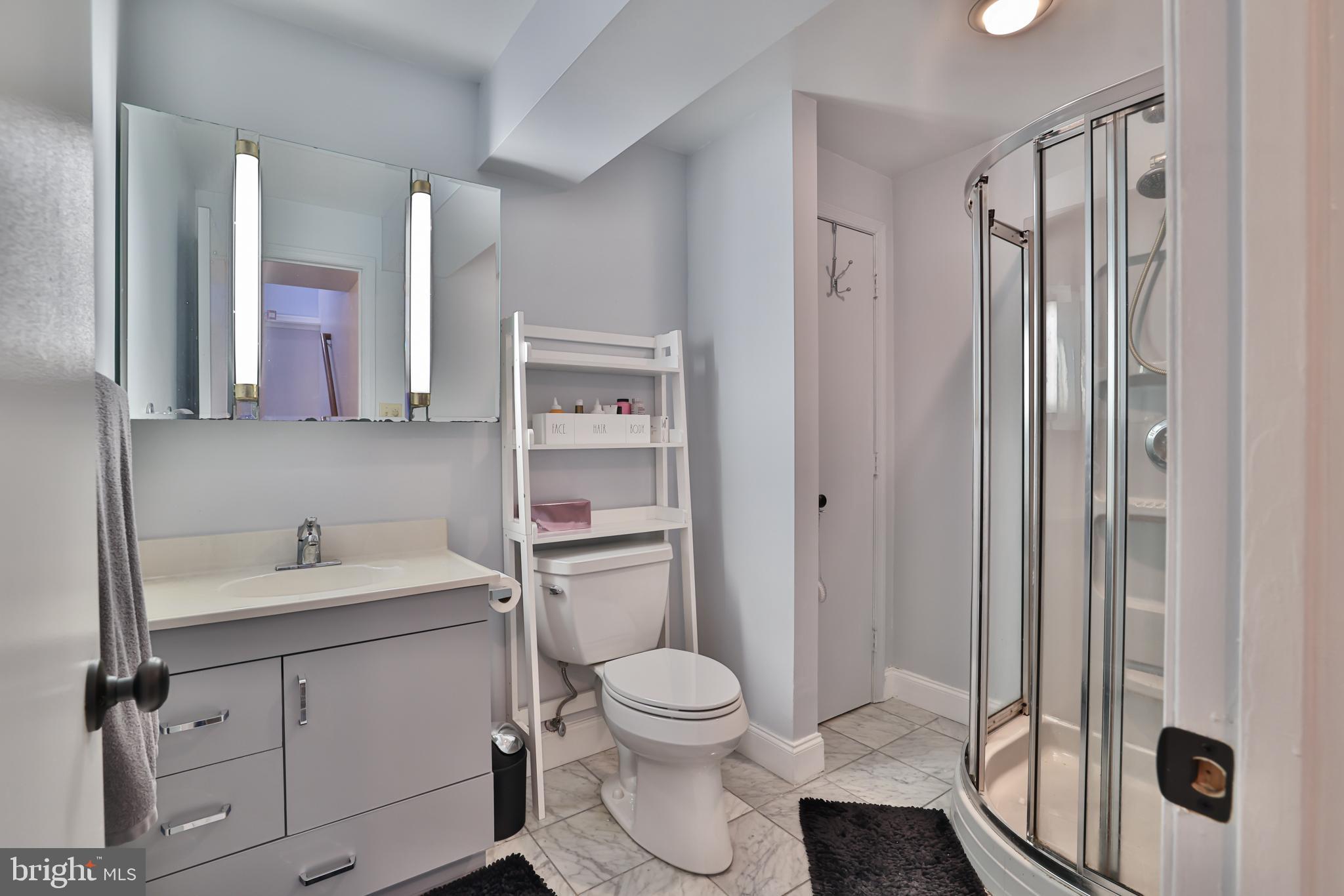 LONGMEAD - Residential