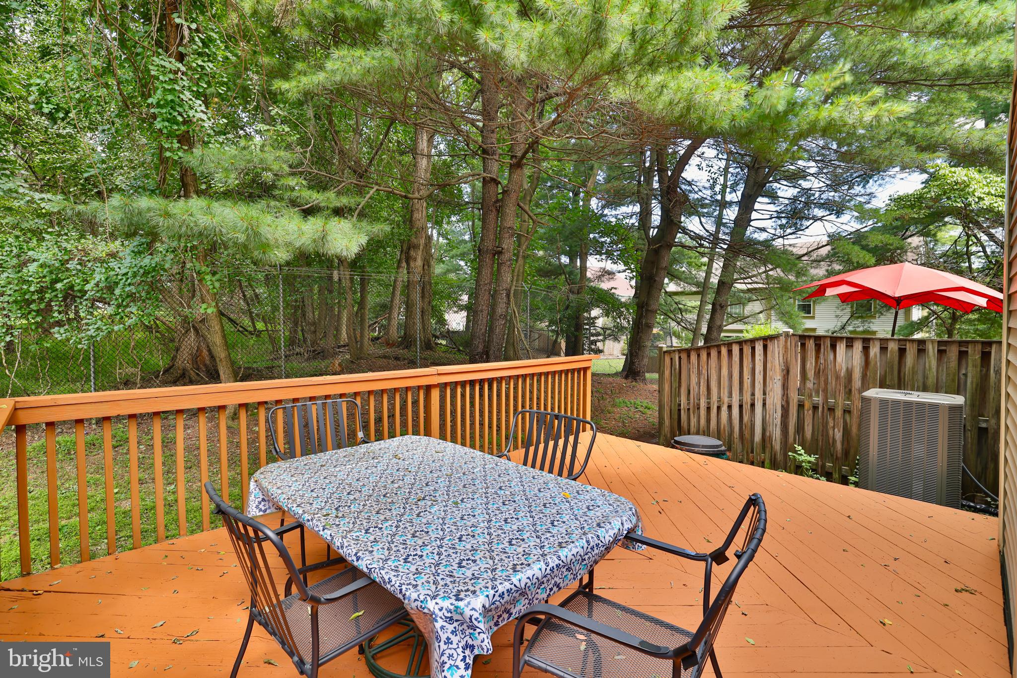 LONGMEAD - Residential