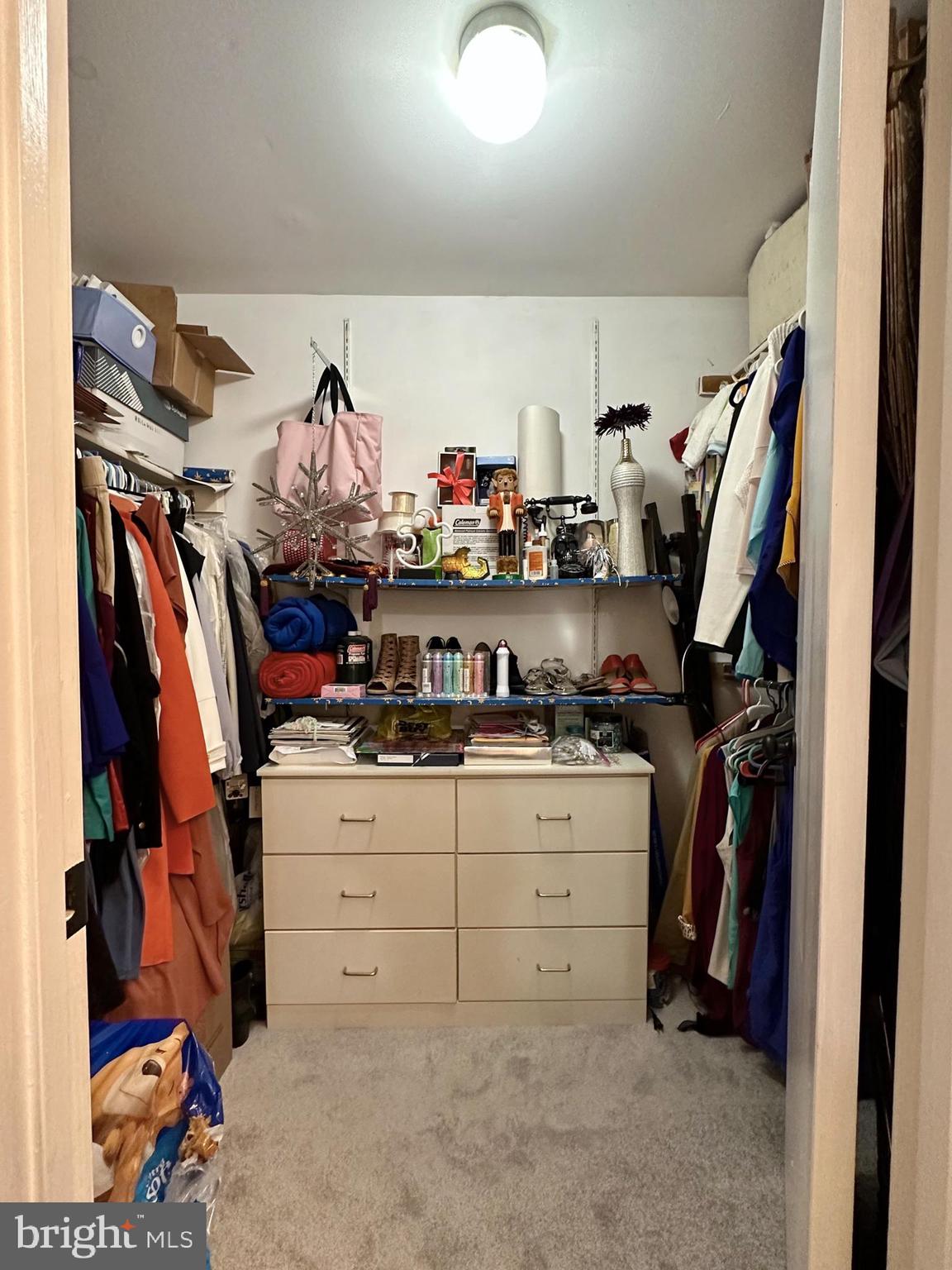 LONGMEAD - Residential