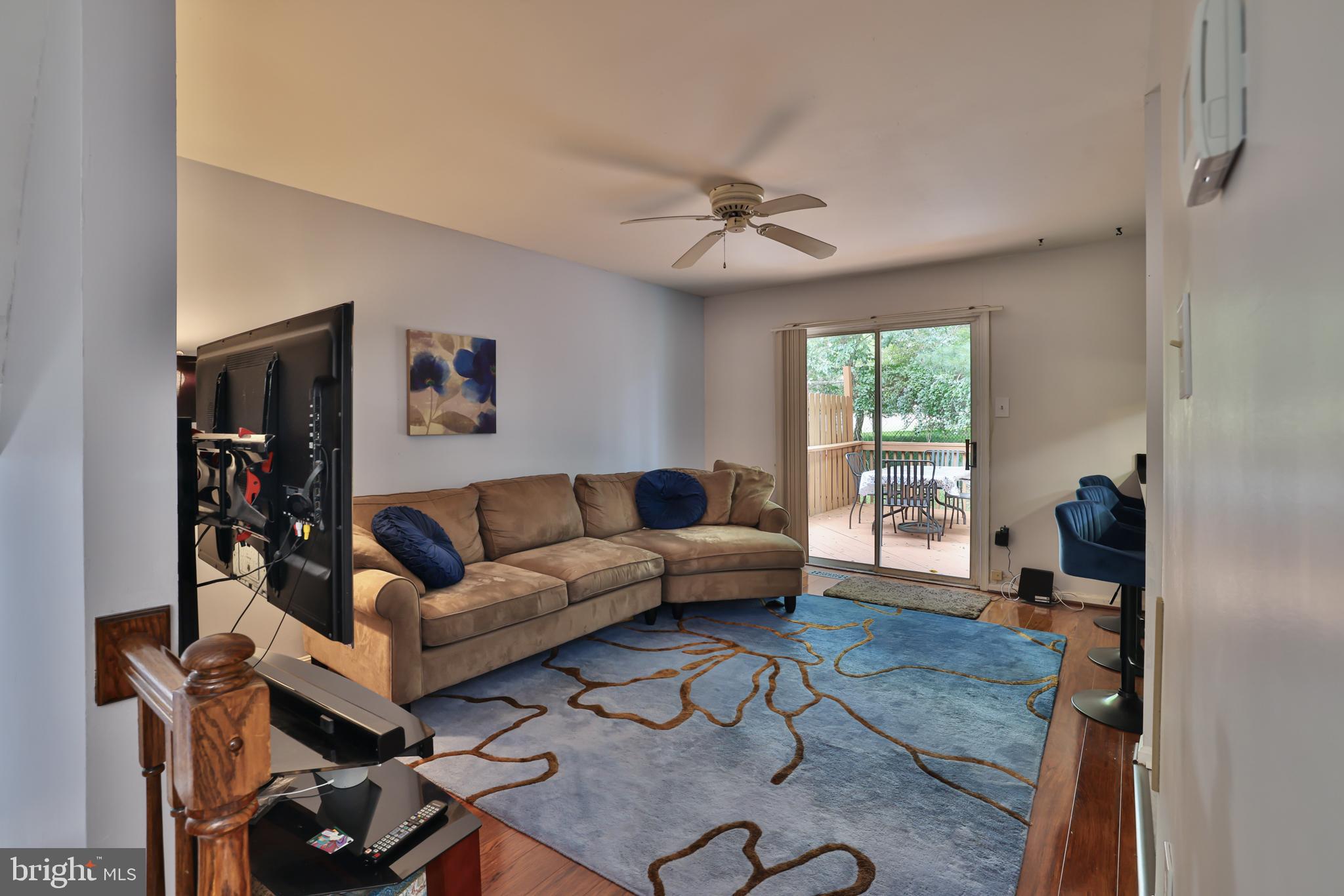 LONGMEAD - Residential