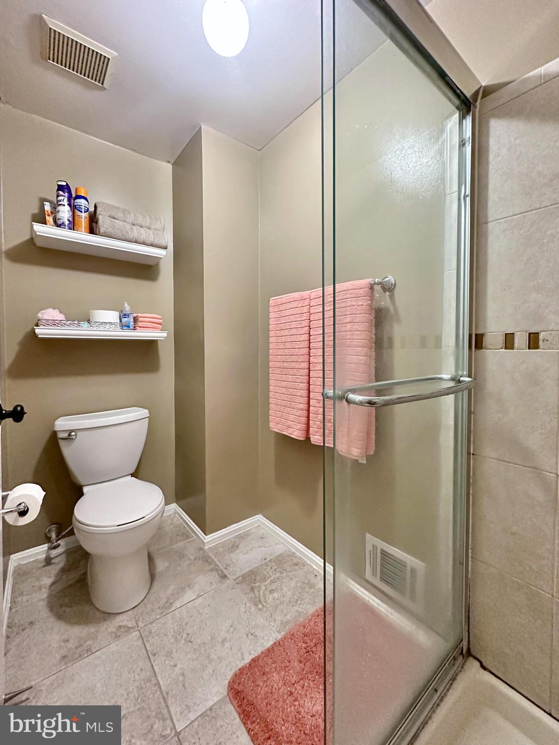 LONGMEAD - Residential