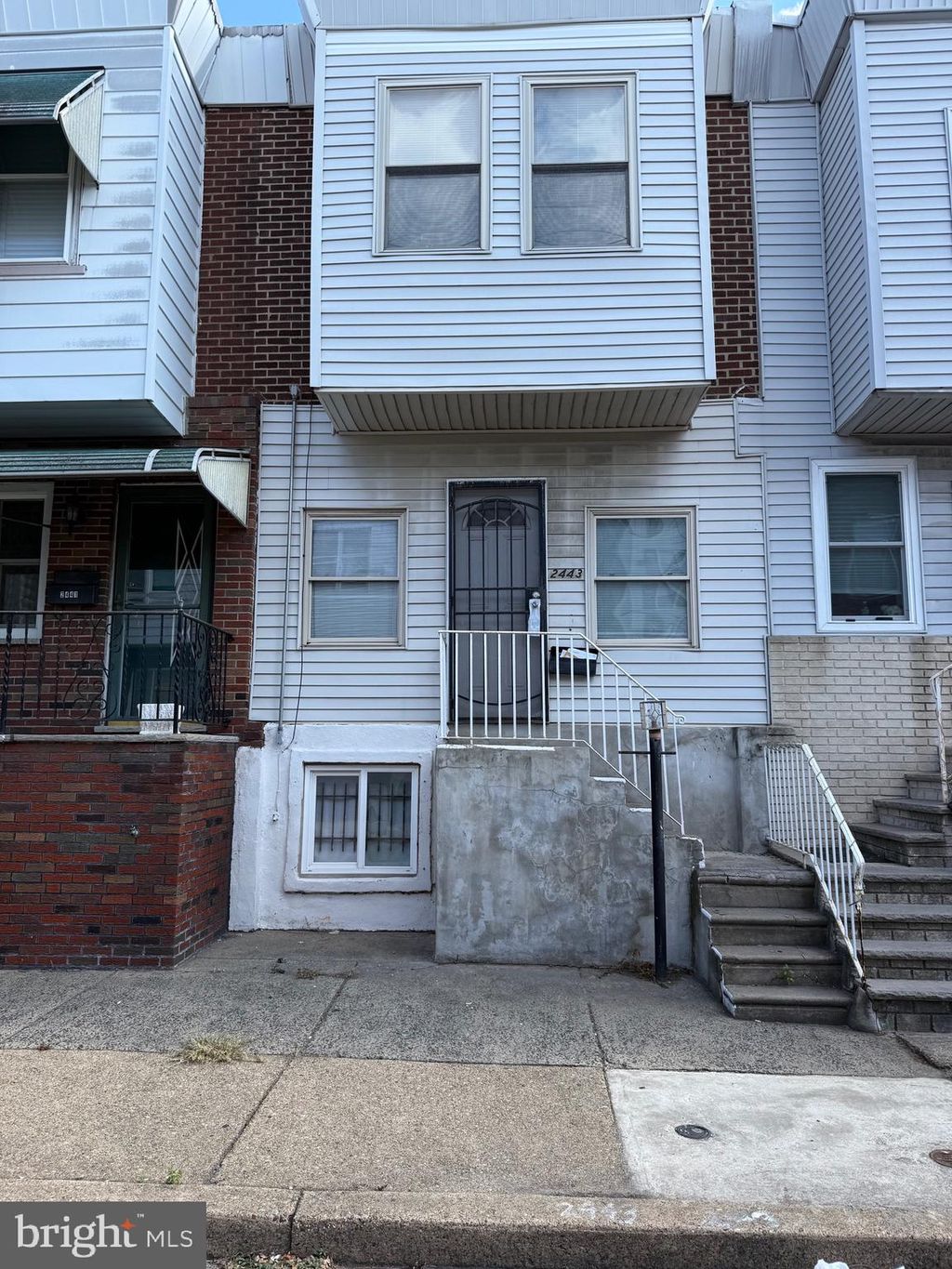 Photo of 2443 S Lee Street, PHILADELPHIA, PA 19148 (MLS # PAPH2552384)