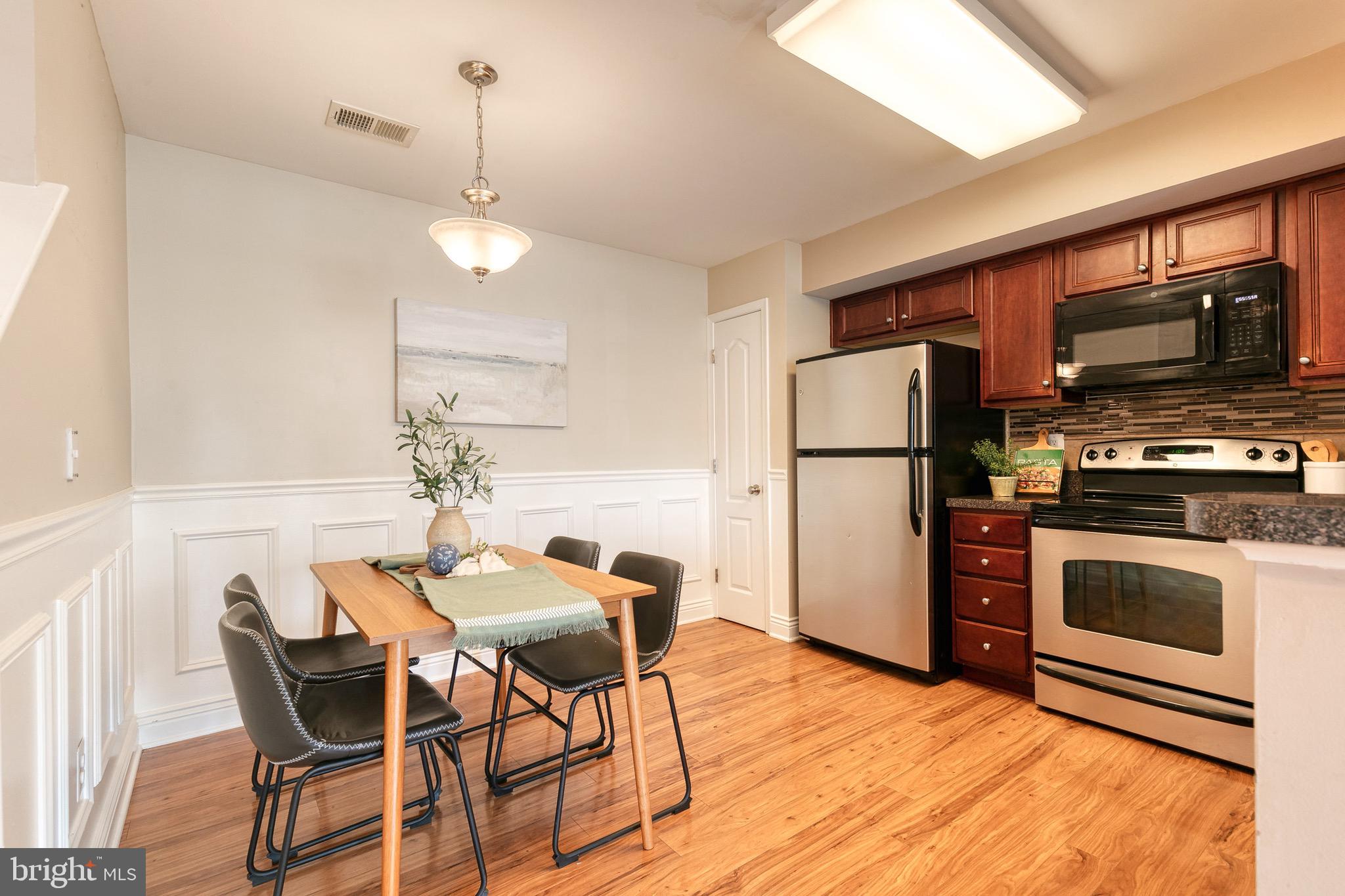 RESERVOIR RIDGE - Residential