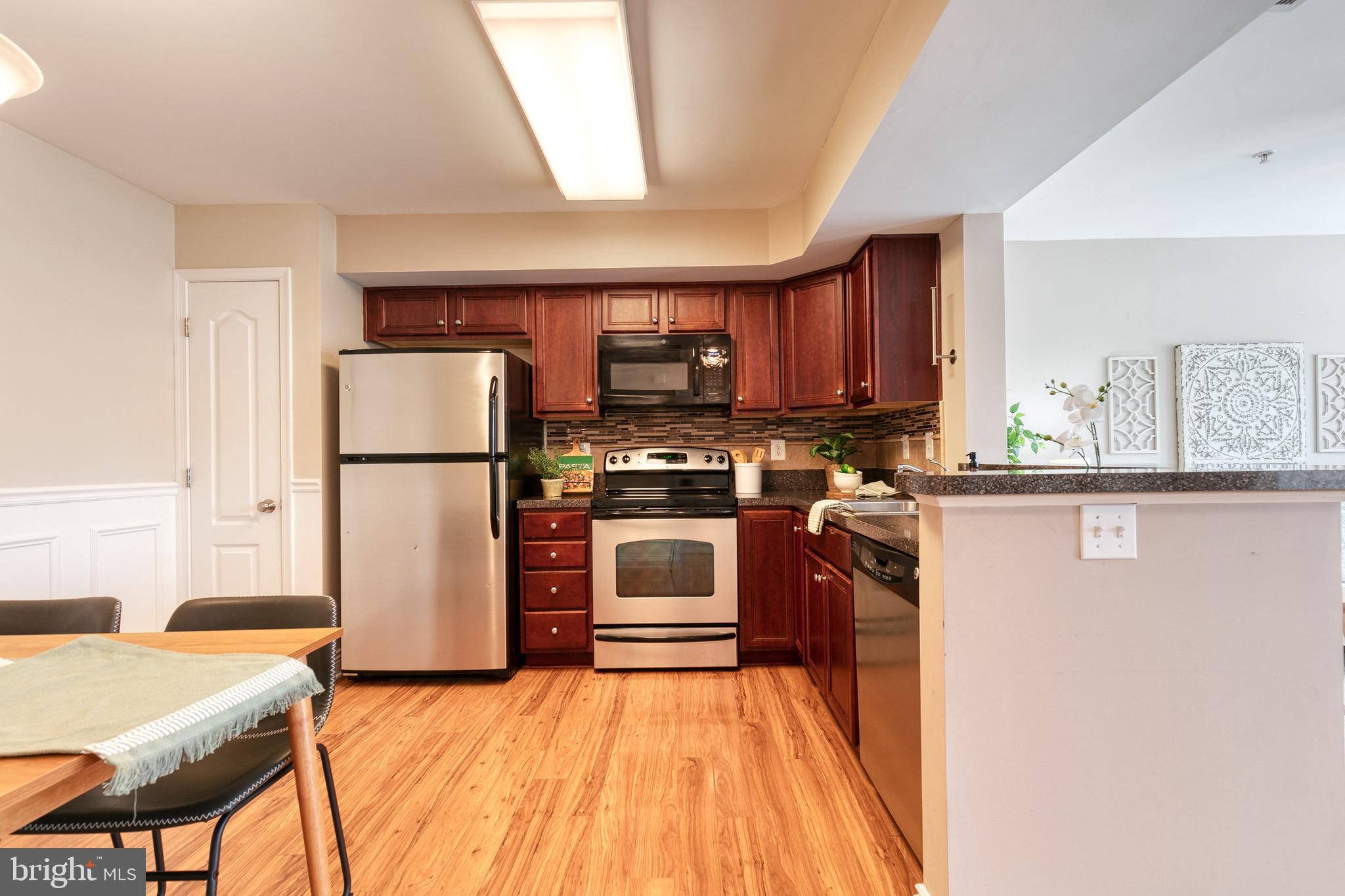 RESERVOIR RIDGE - Residential