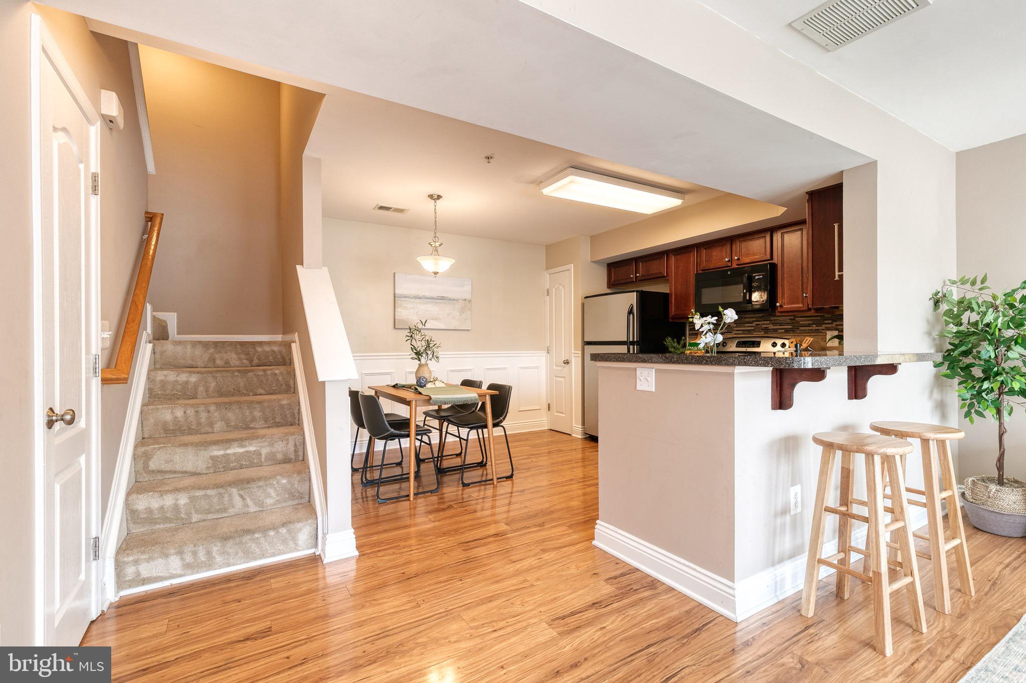 RESERVOIR RIDGE - Residential