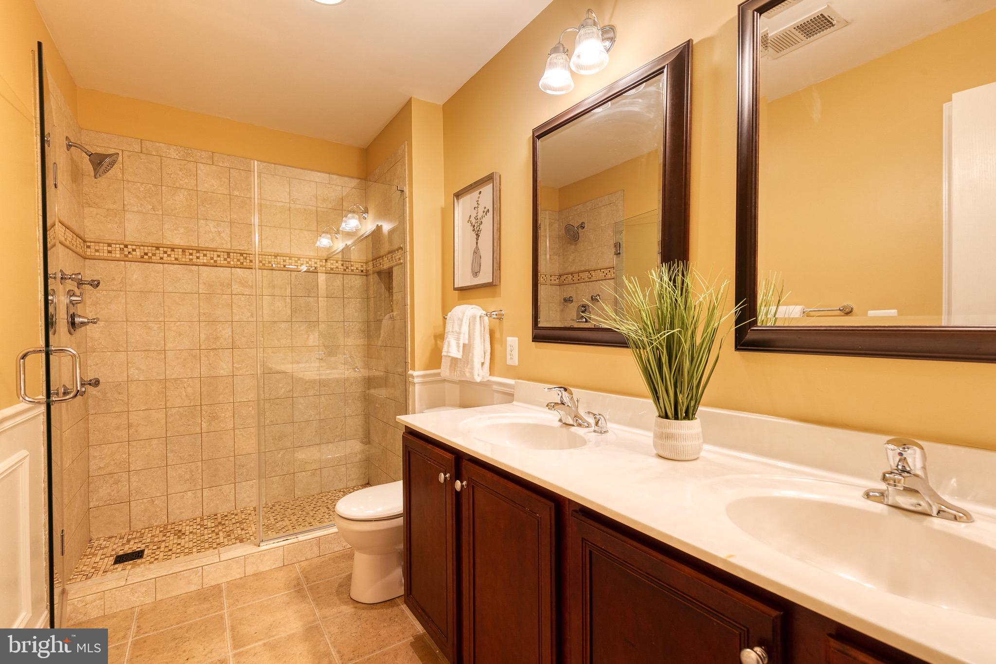 RESERVOIR RIDGE - Residential