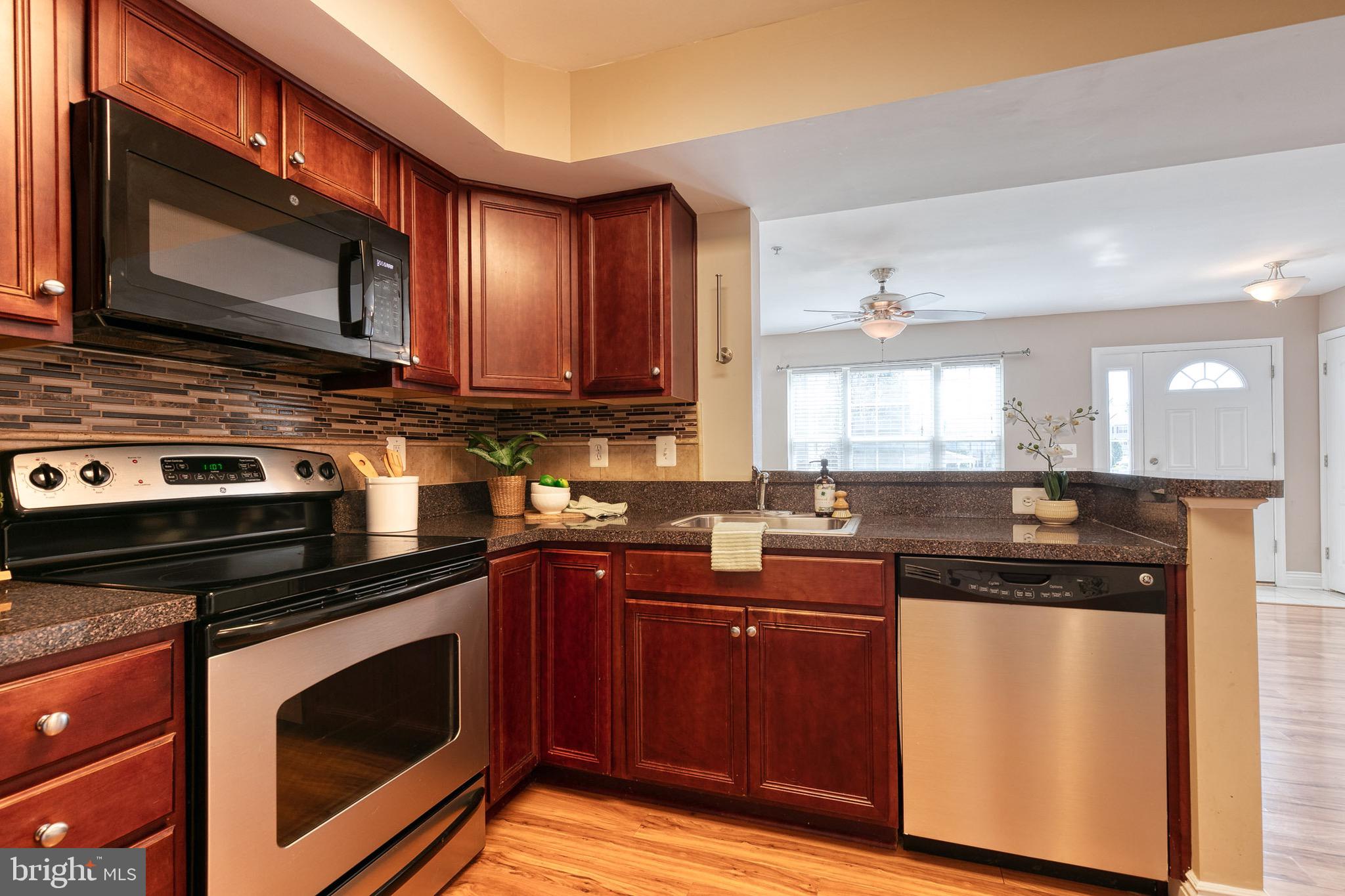 RESERVOIR RIDGE - Residential