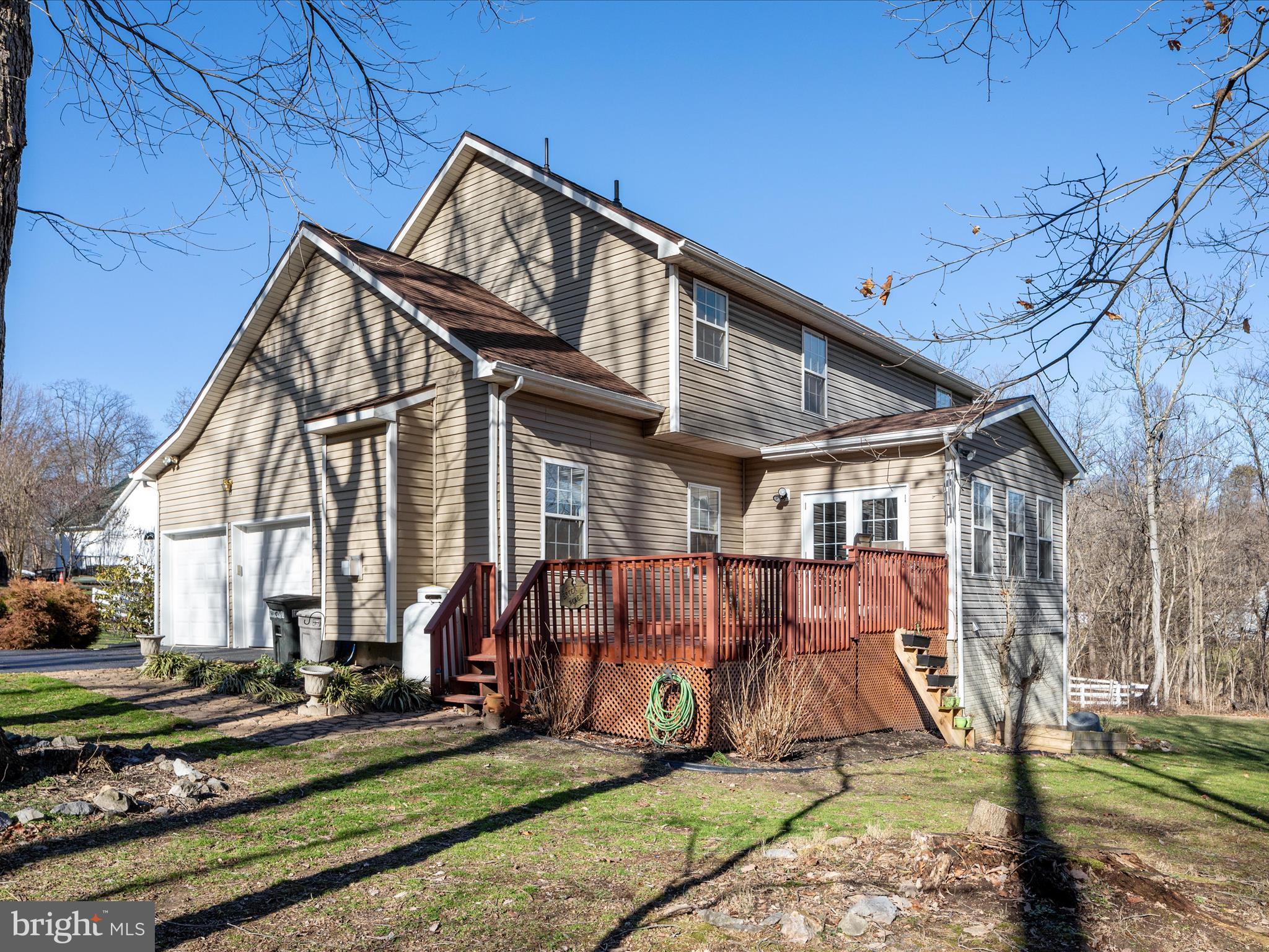 WOODBRIER MANOR - Residential