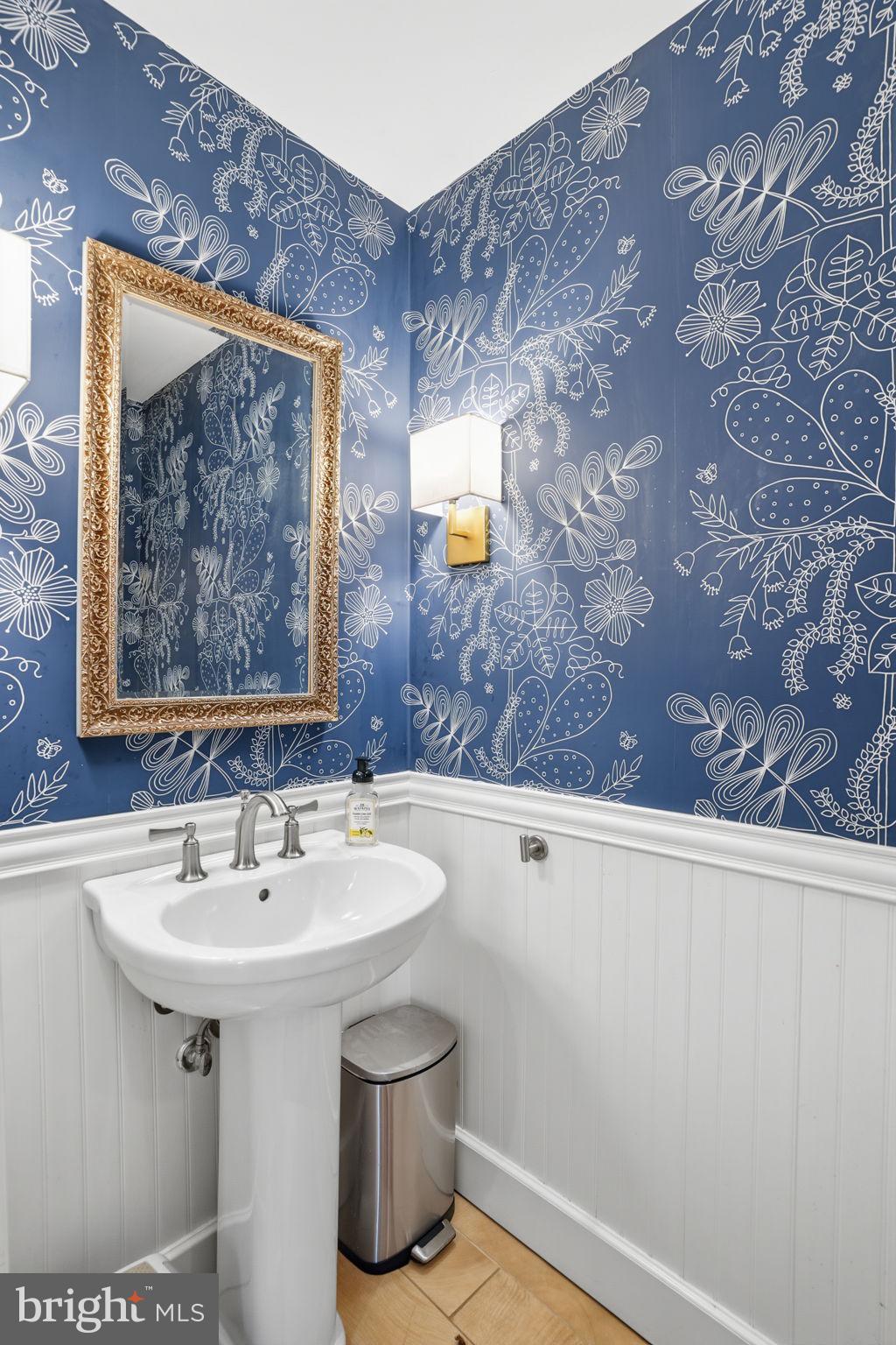 EASTON - Residential