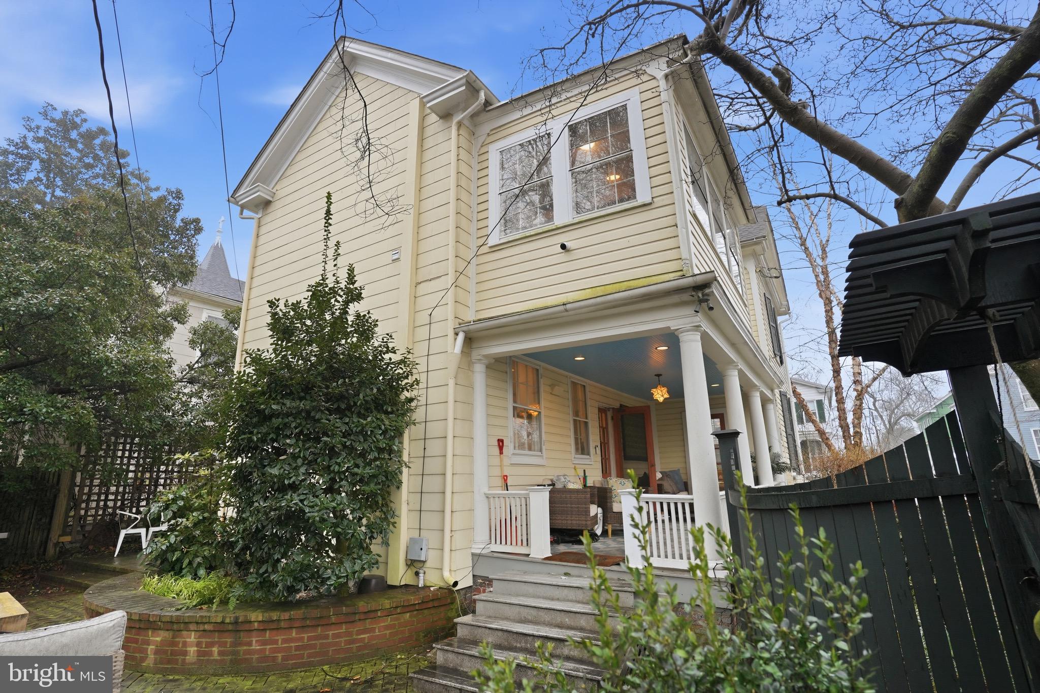 EASTON - Residential