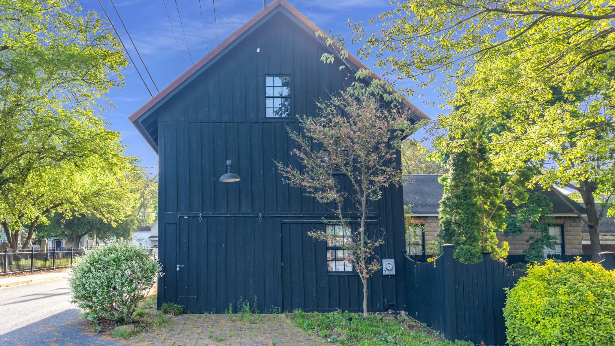 EASTON - Residential