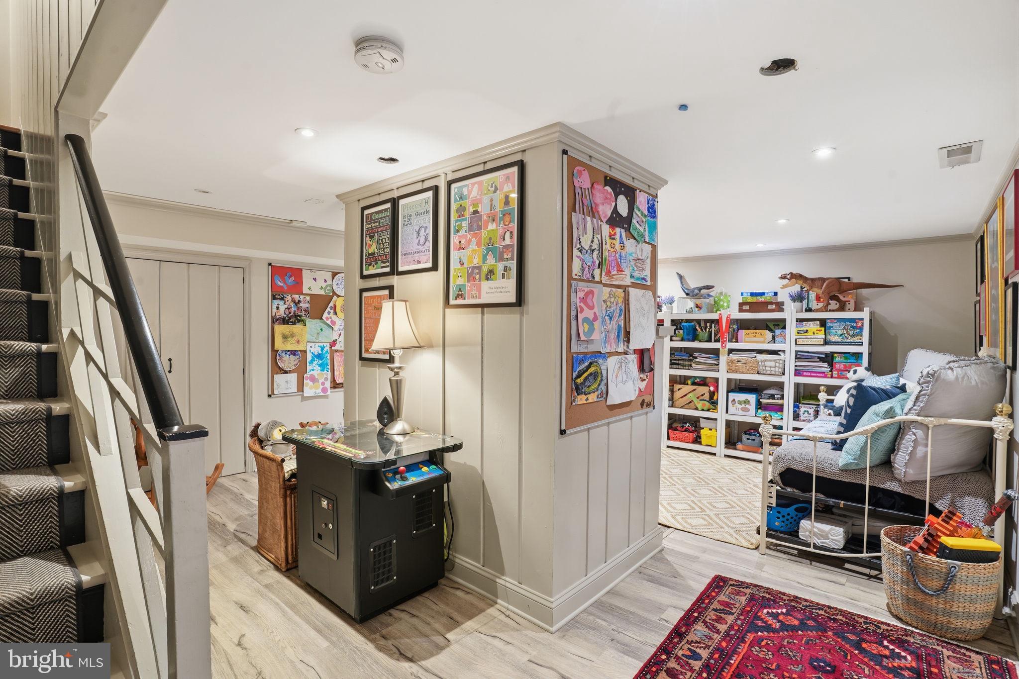 EASTON - Residential