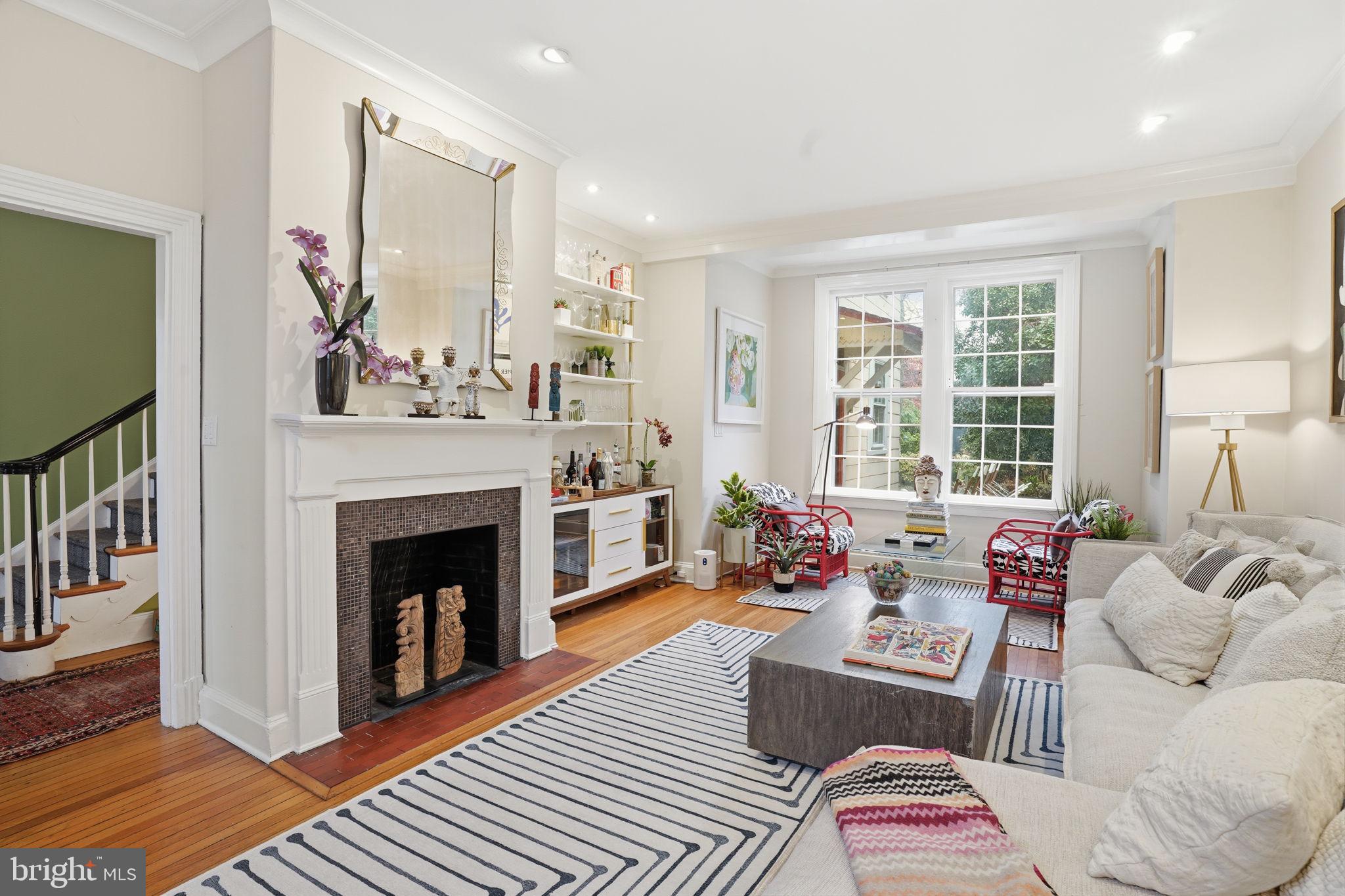 EASTON - Residential