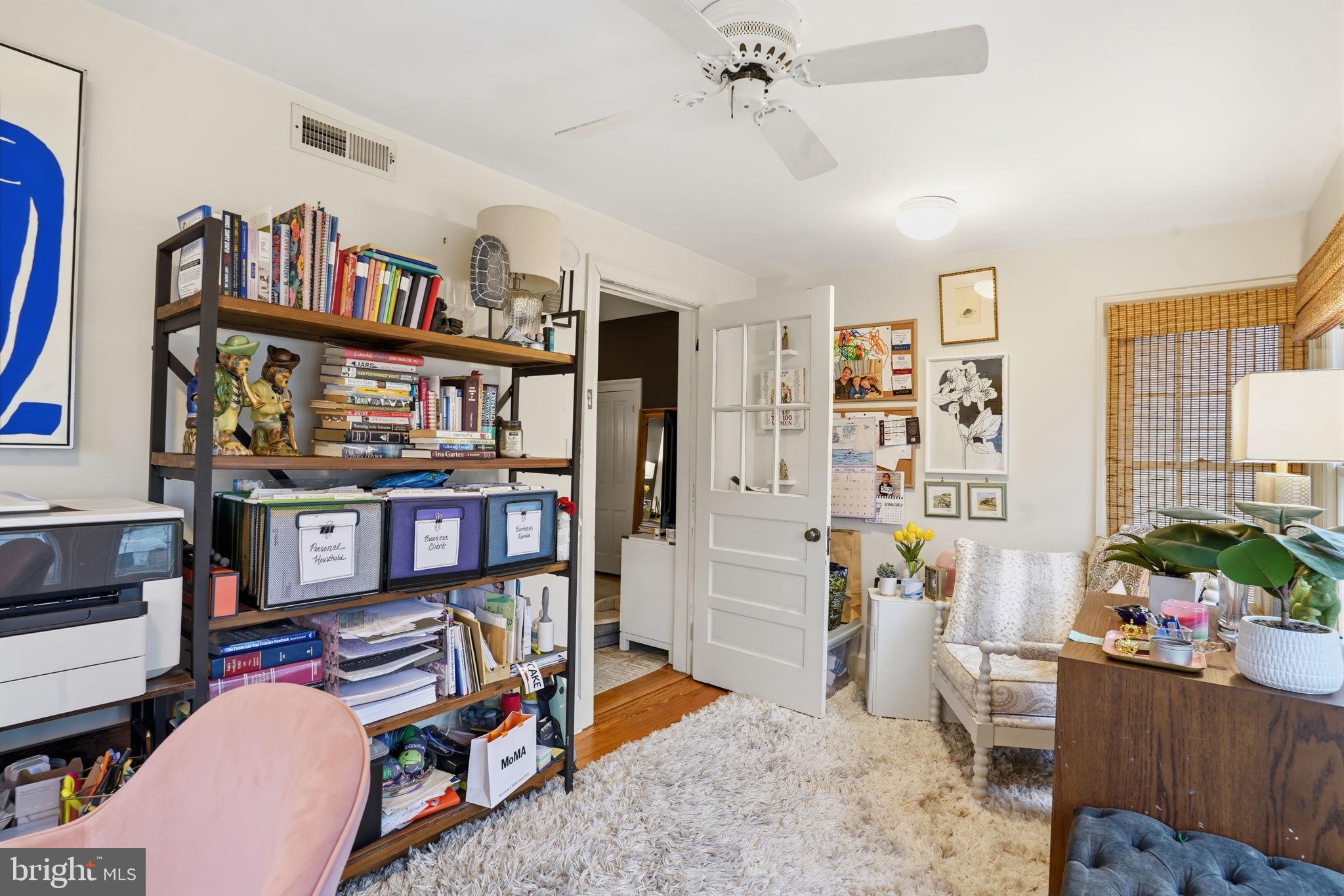 EASTON - Residential