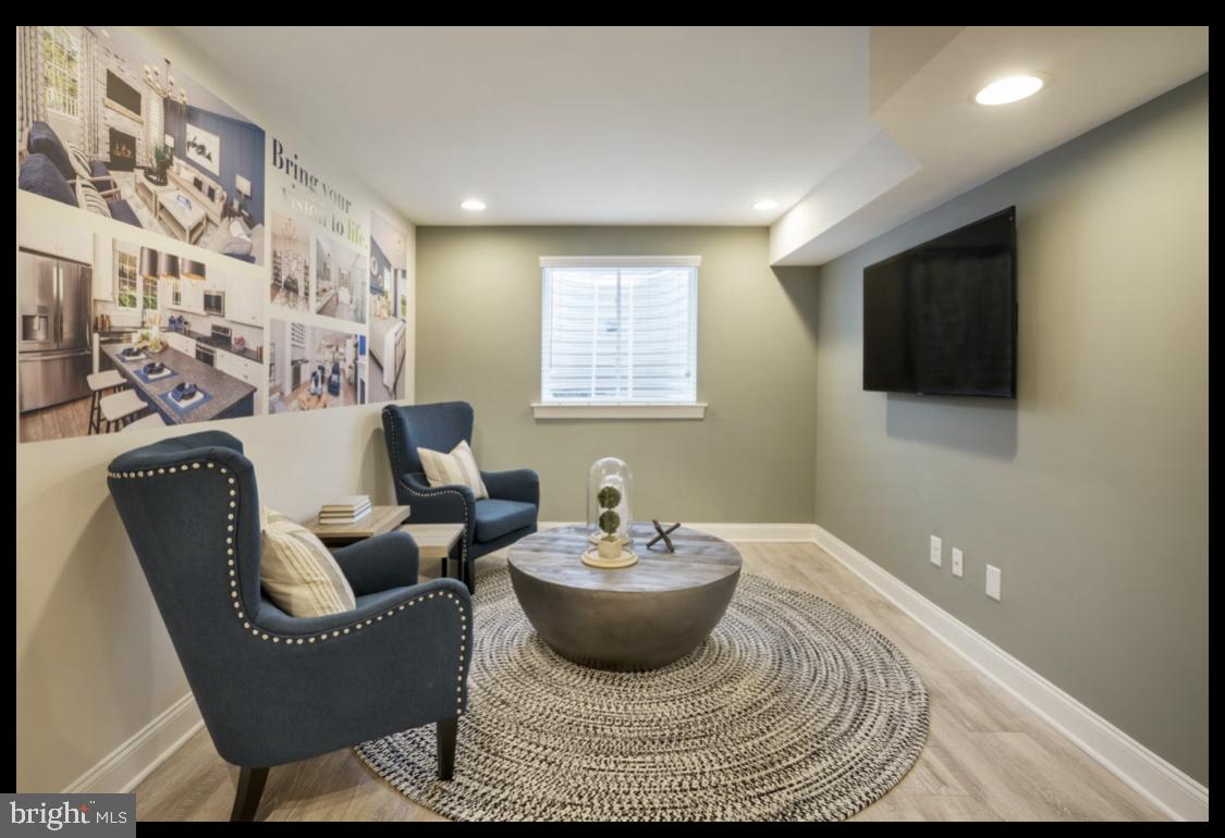 HILLSTONE - Residential Lease