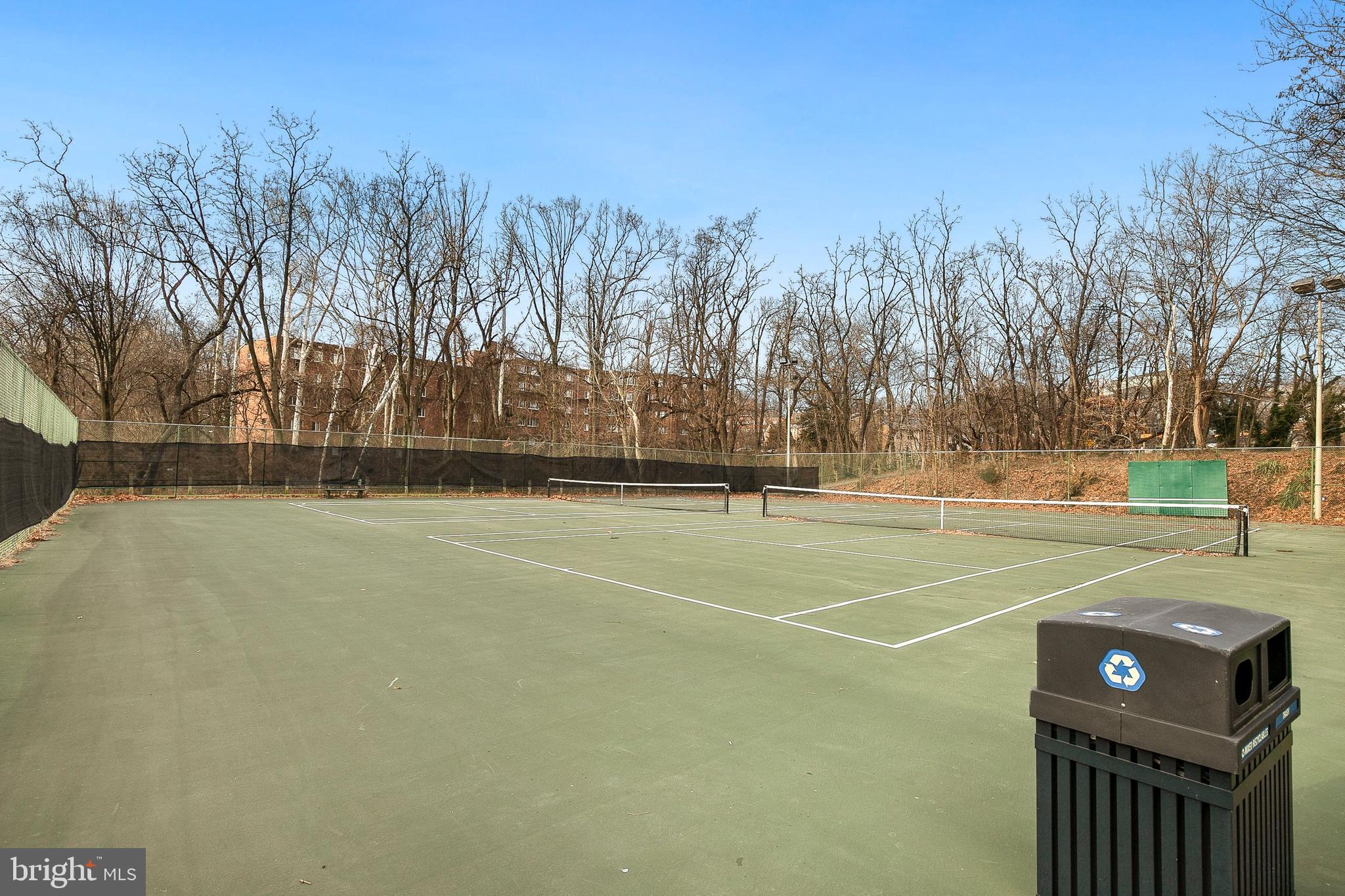 THE CARLTON - Residential