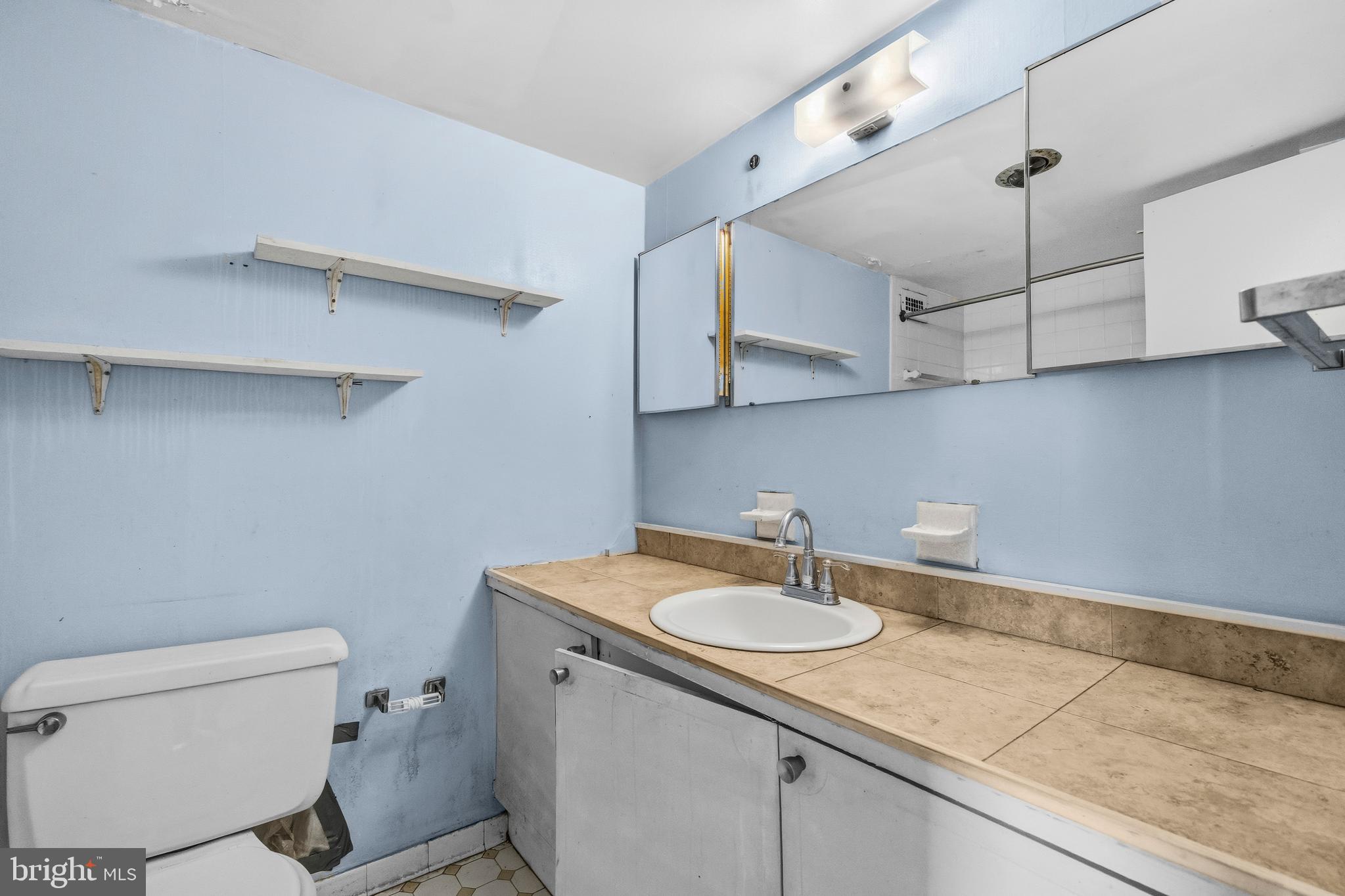 THE CARLTON - Residential