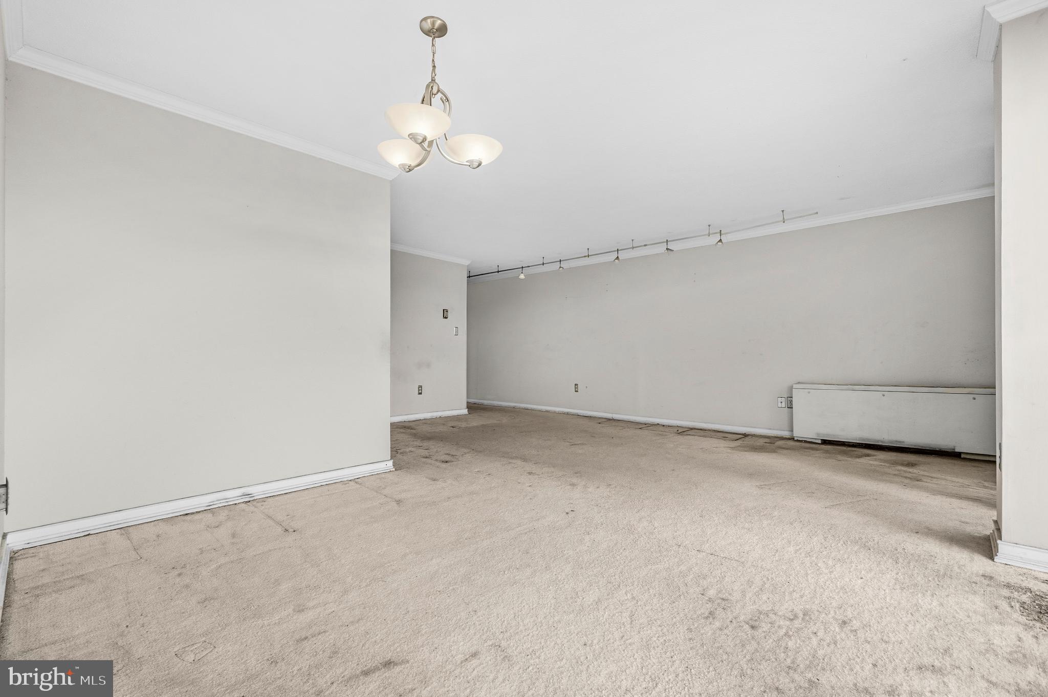 THE CARLTON - Residential