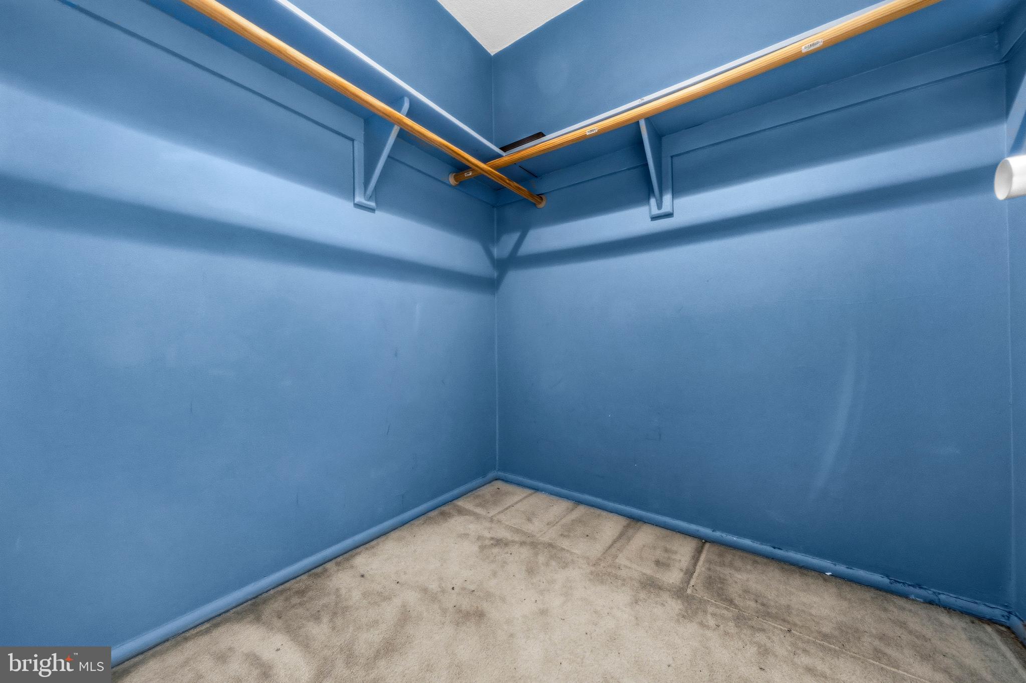 THE CARLTON - Residential