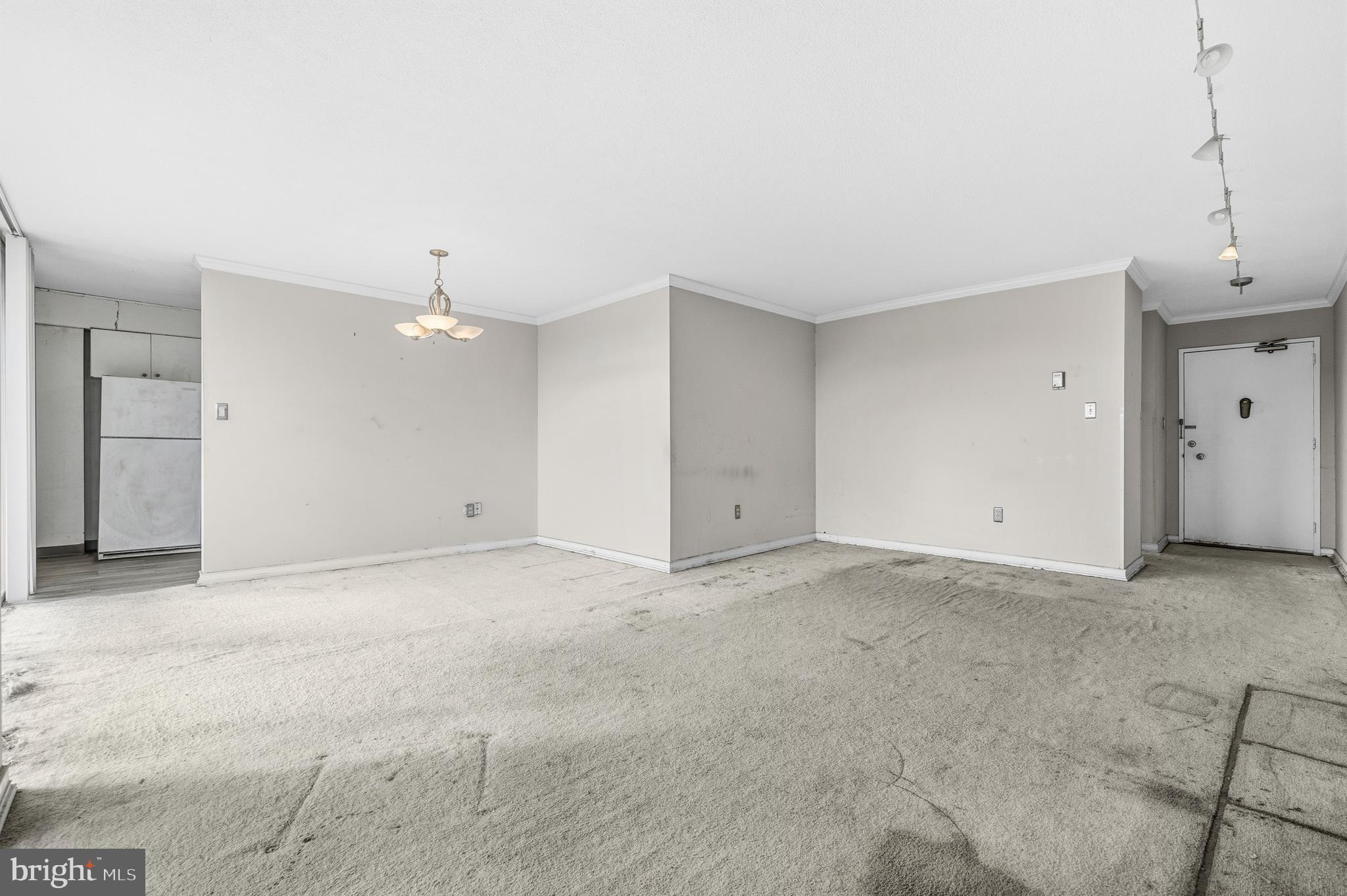 THE CARLTON - Residential