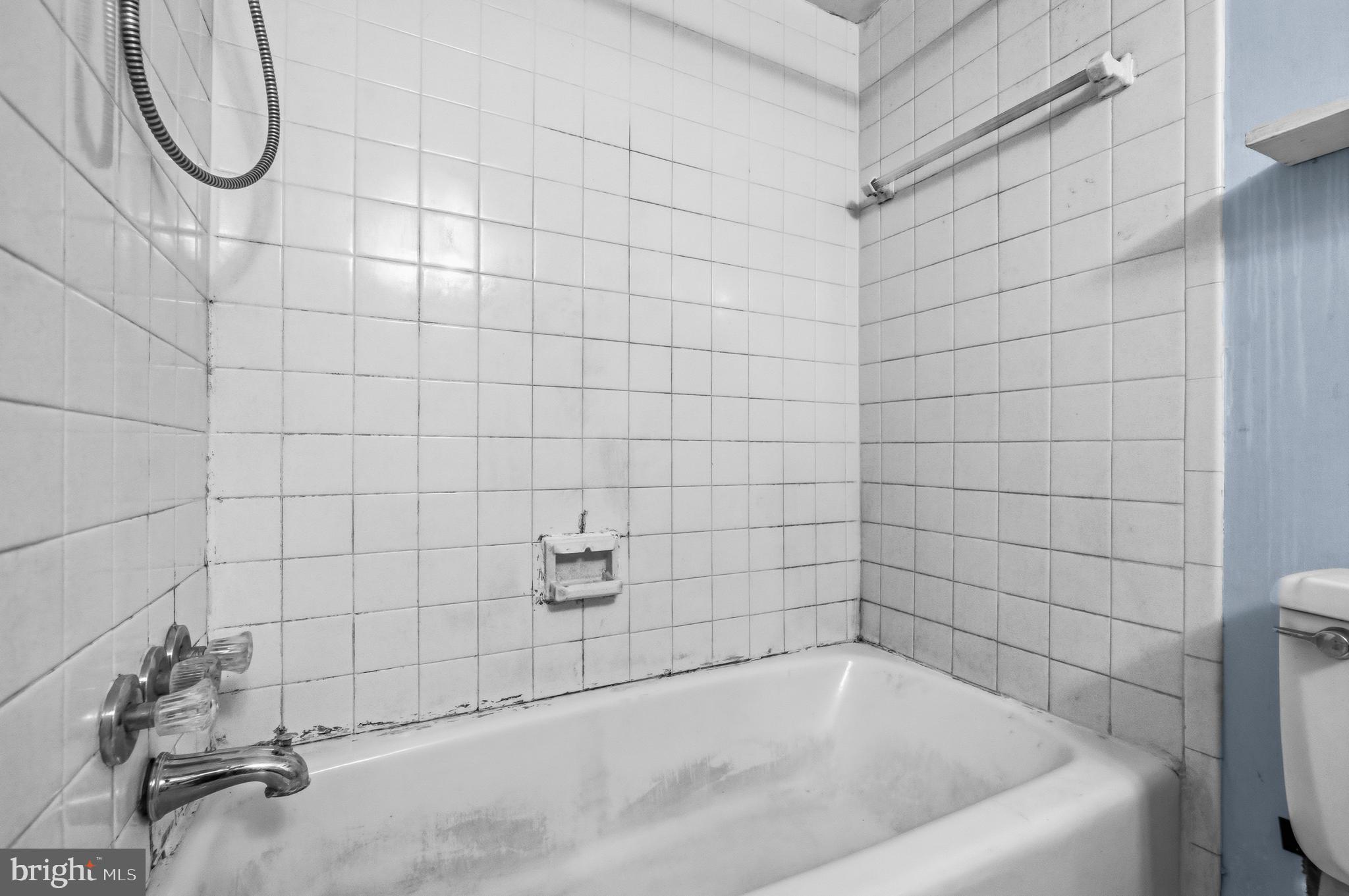 THE CARLTON - Residential