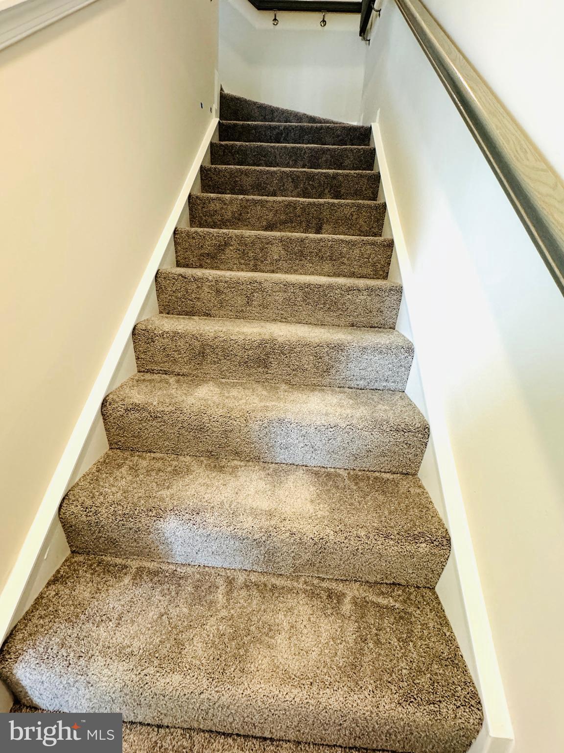 SHENANDOAH SPRINGS - Residential Lease