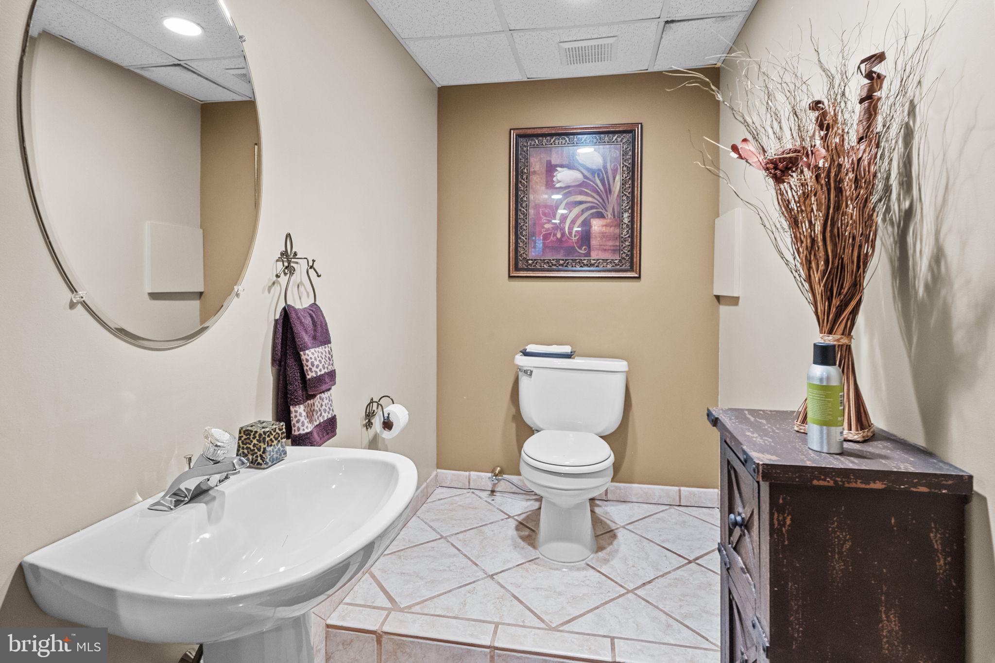 HILLS AT NORTHAMPT - Residential