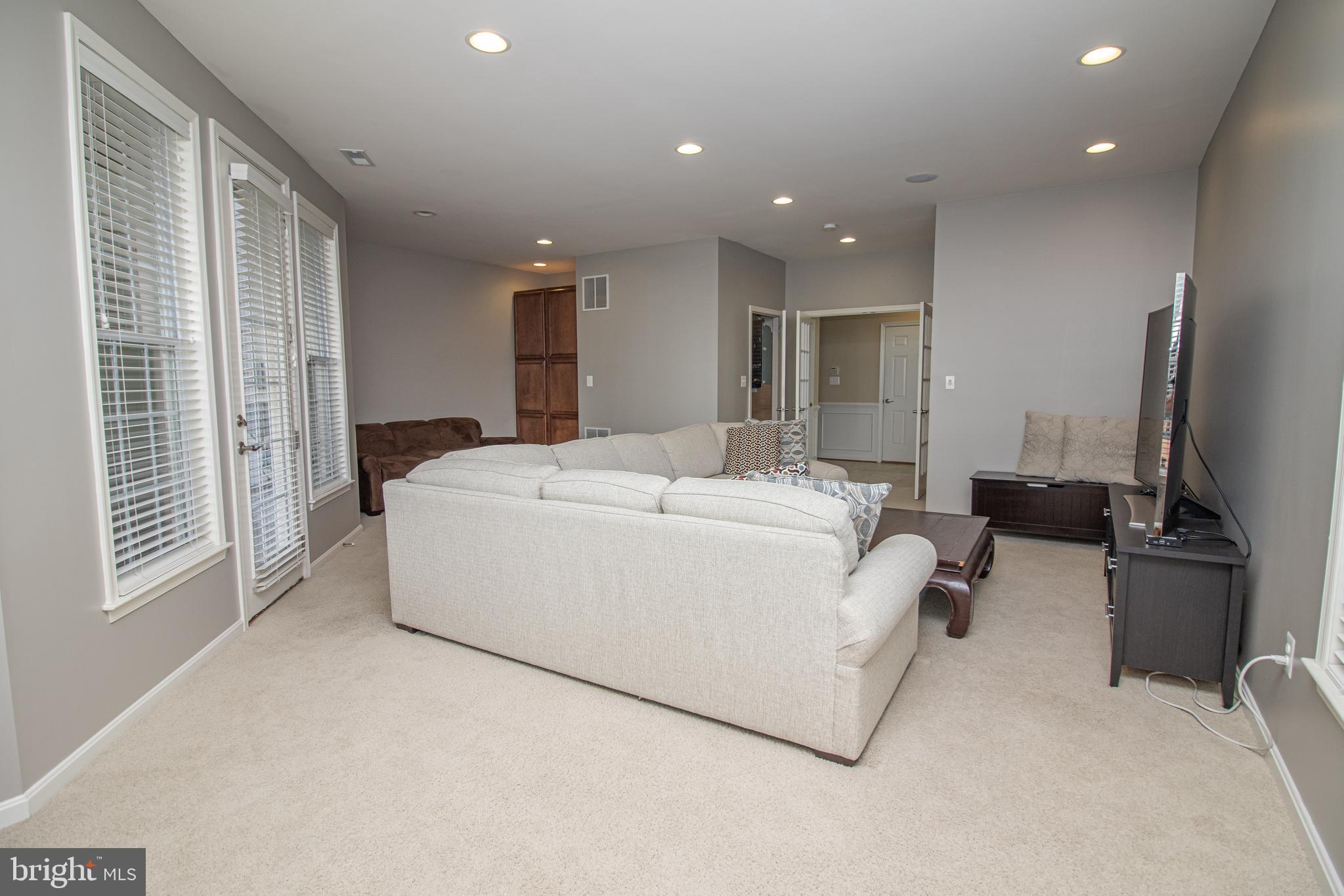 STONE RIDGE SOUTH - Residential