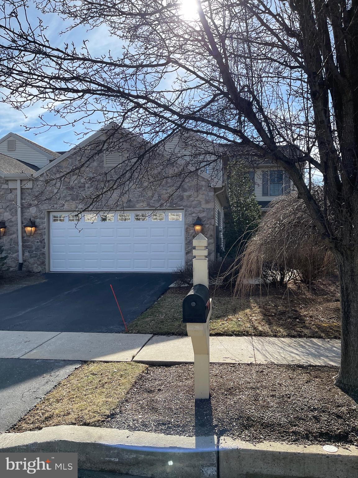 STONE CREEK - Residential