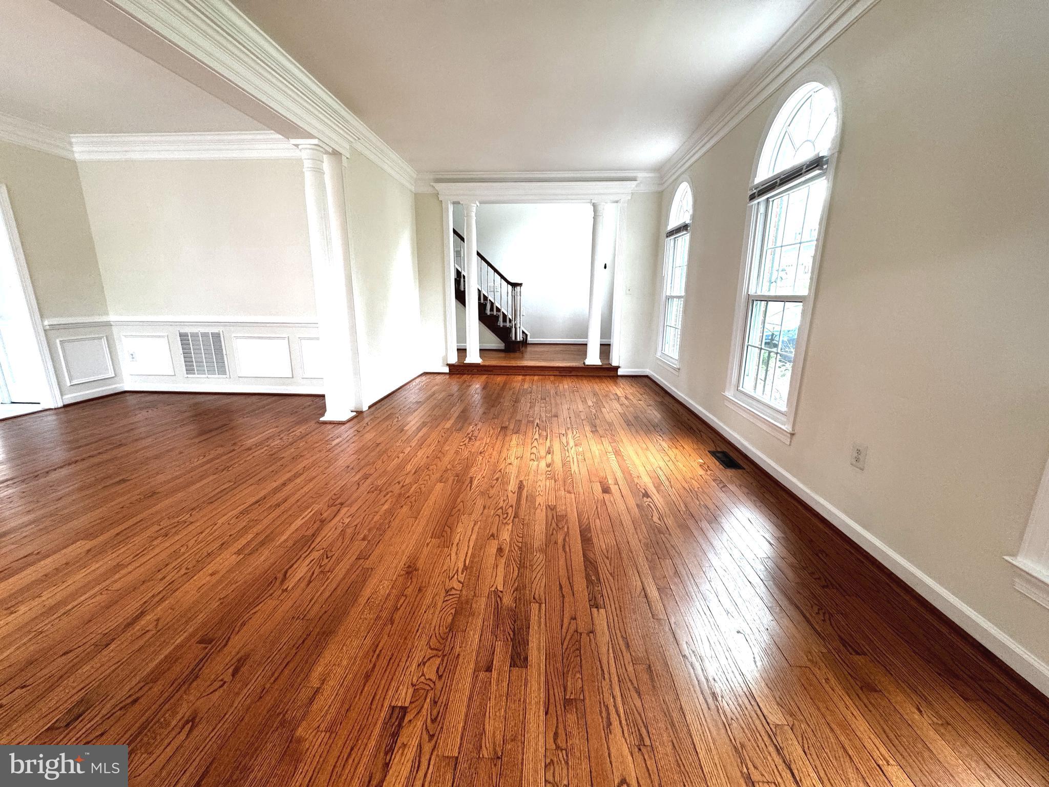 MISSION HILLS - Residential