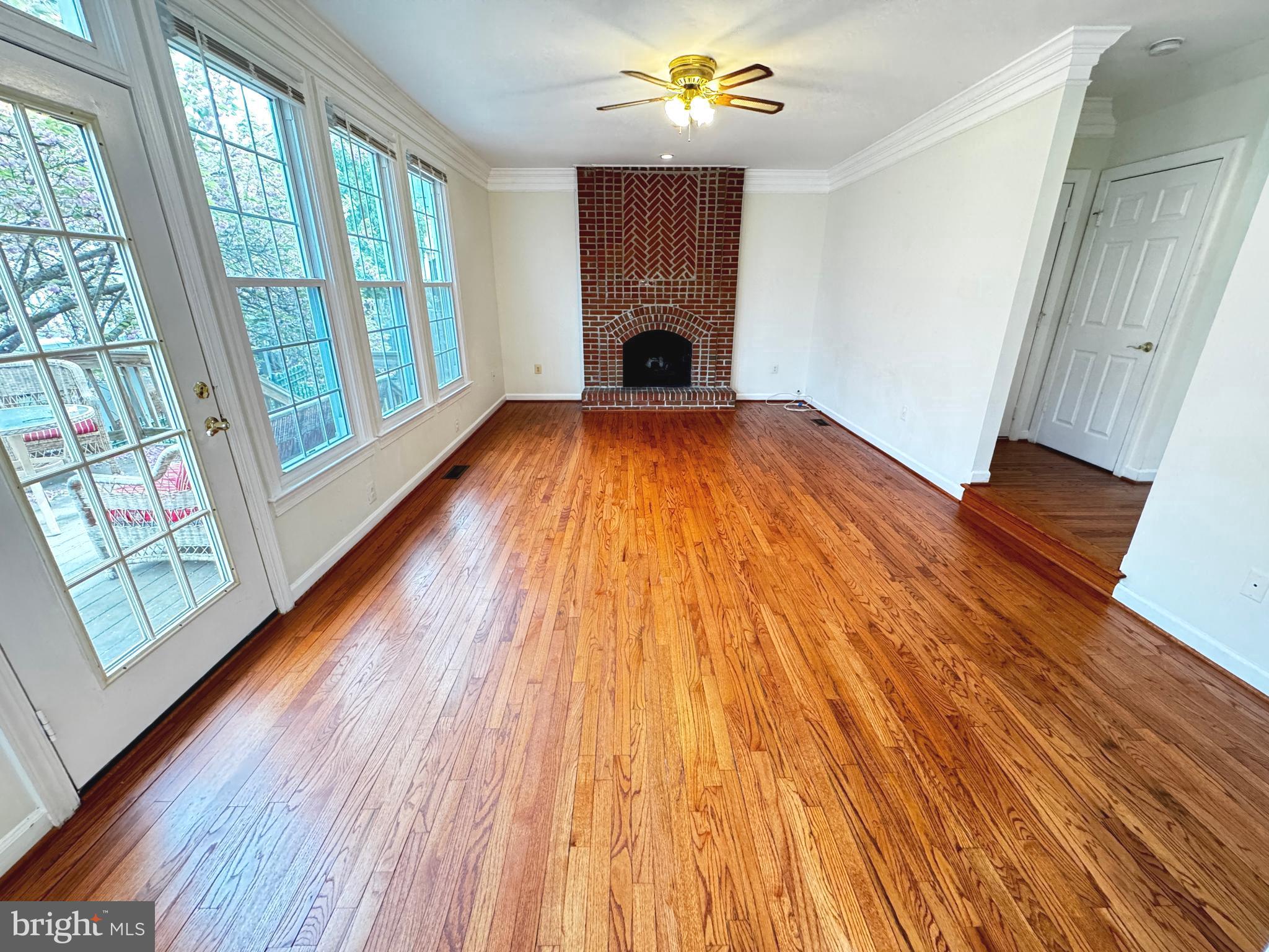 MISSION HILLS - Residential