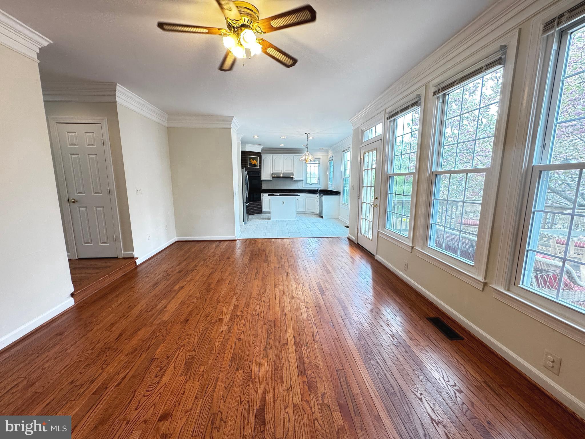 MISSION HILLS - Residential