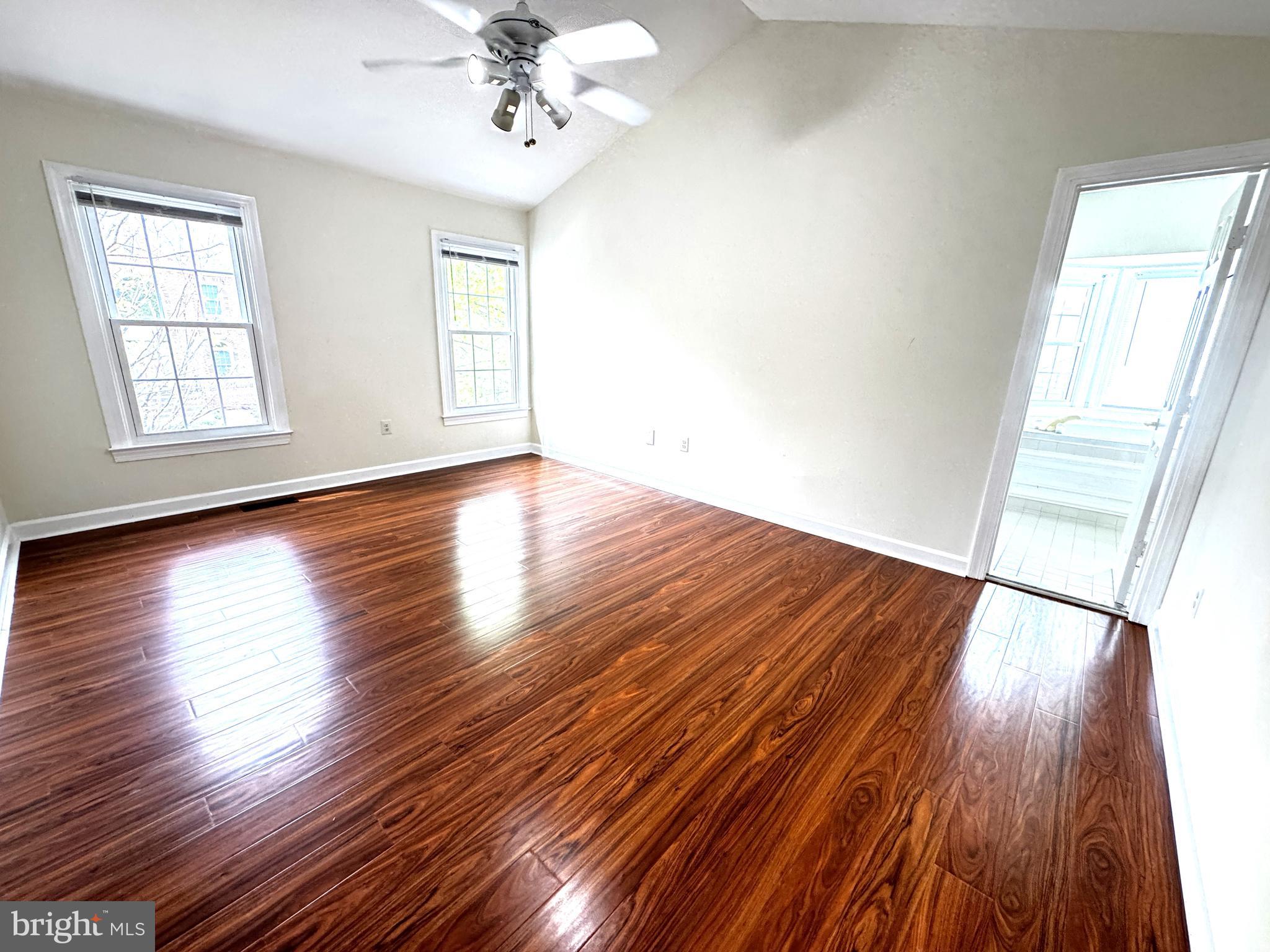 MISSION HILLS - Residential