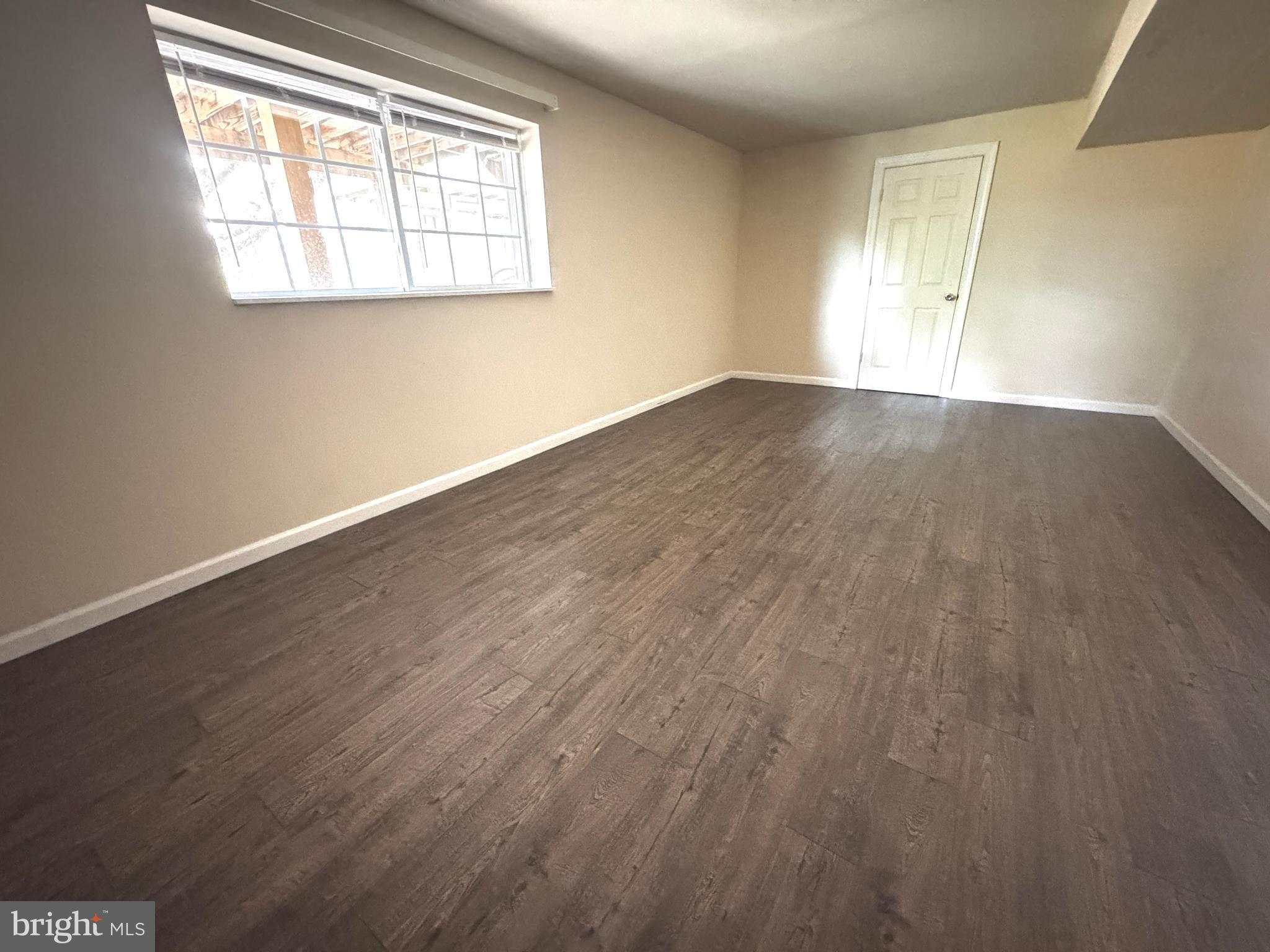 MISSION HILLS - Residential