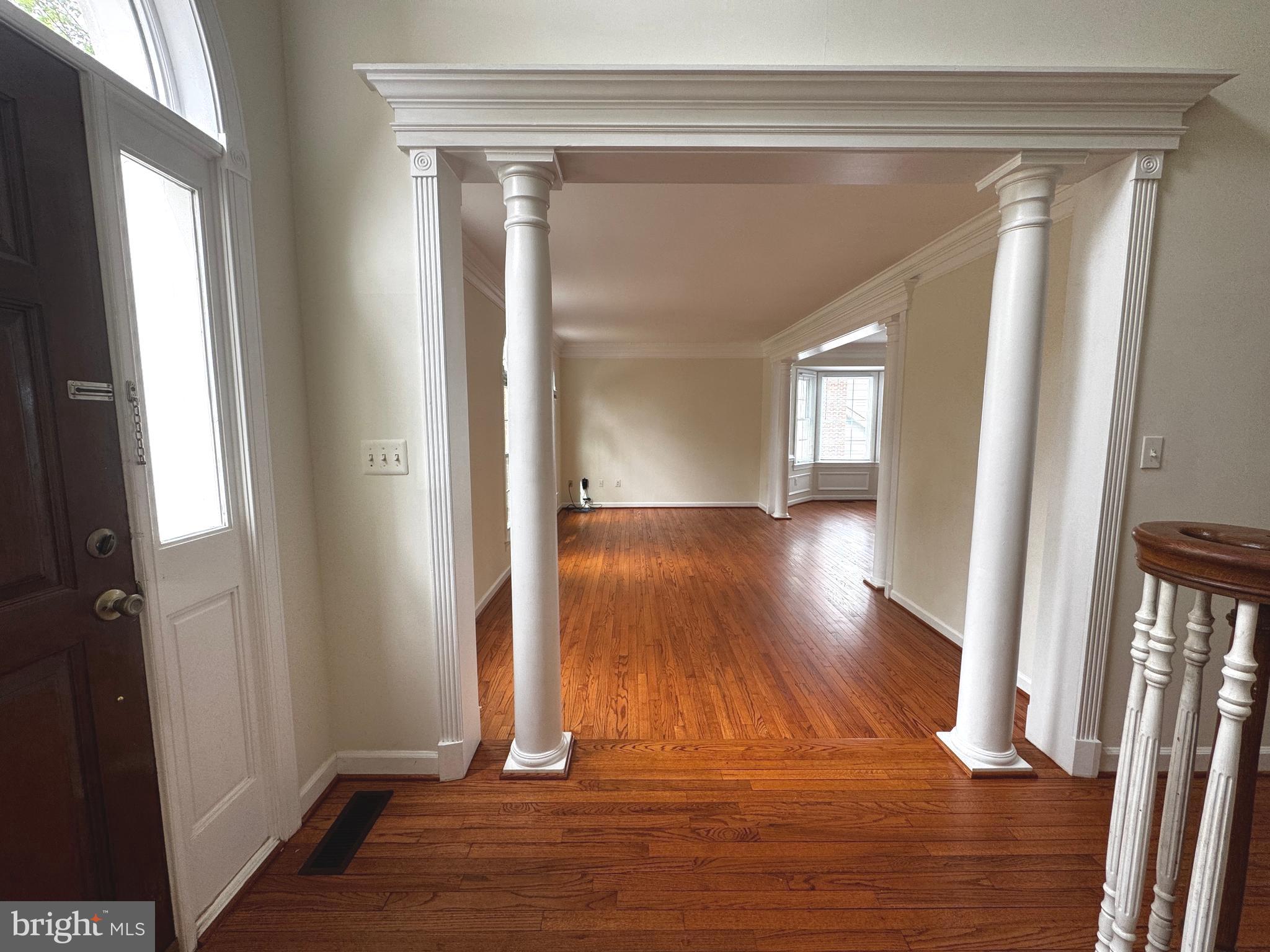 MISSION HILLS - Residential