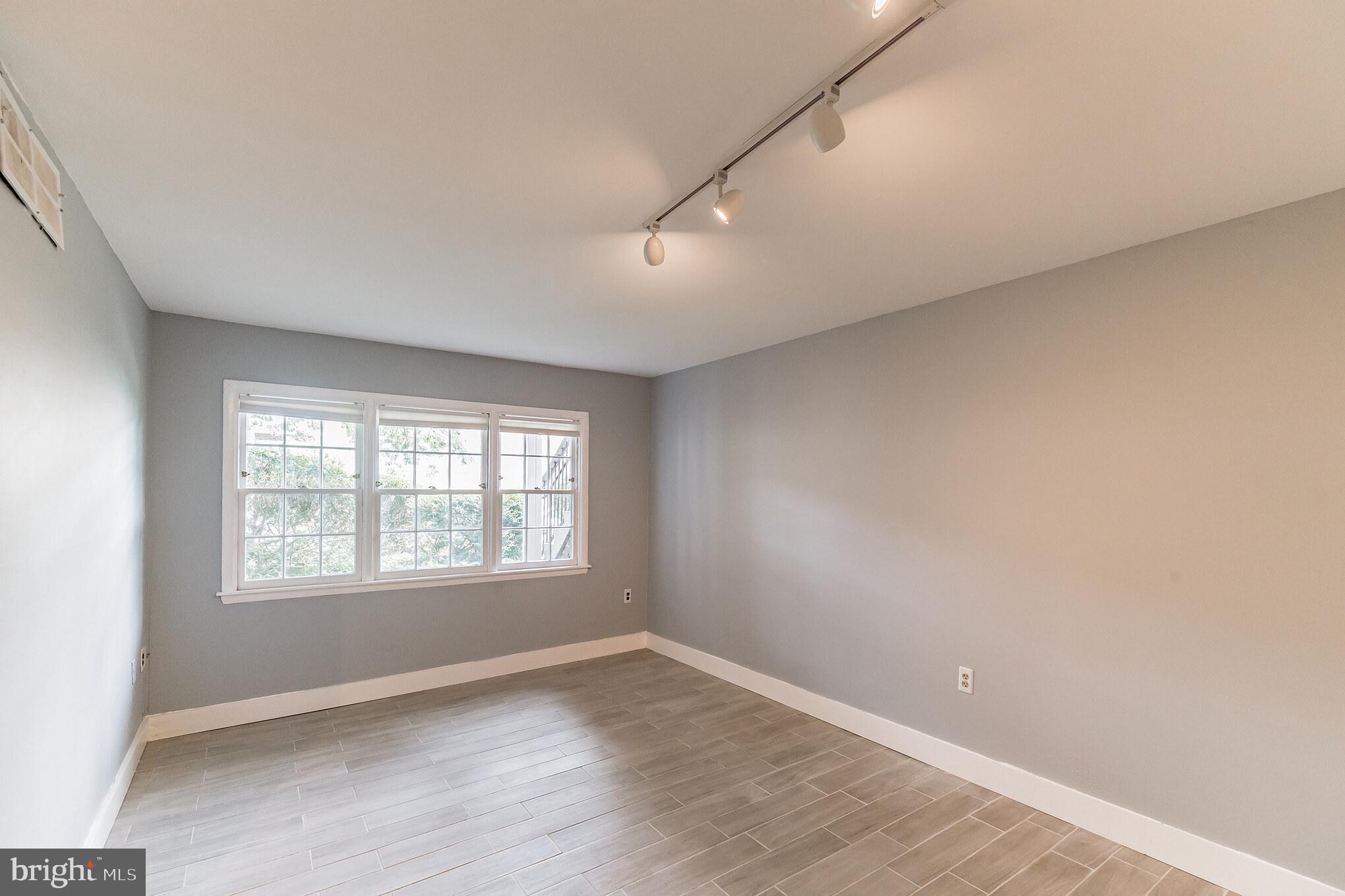 FOXCROFT COLONY - Residential