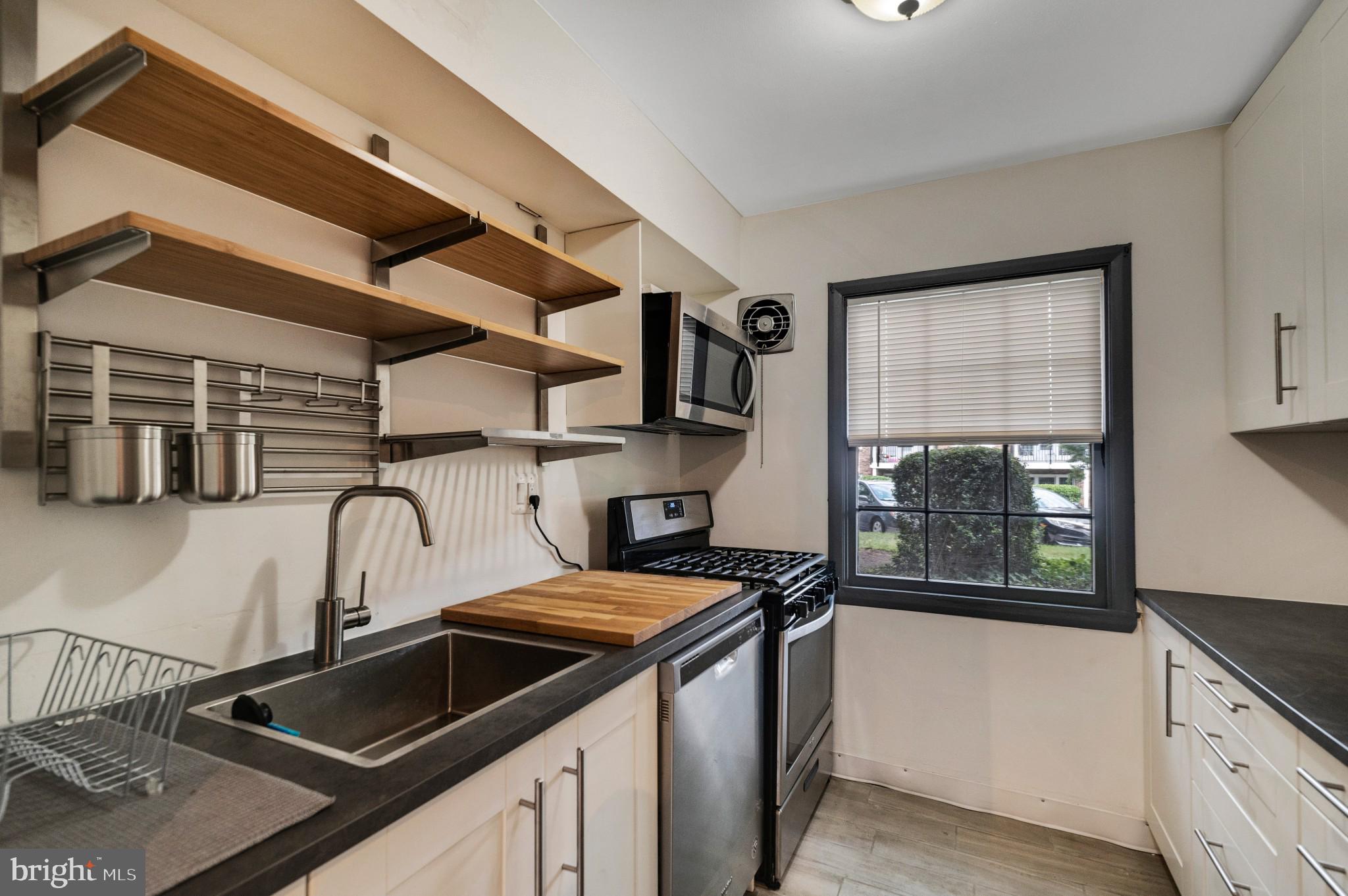 FOXCROFT COLONY - Residential