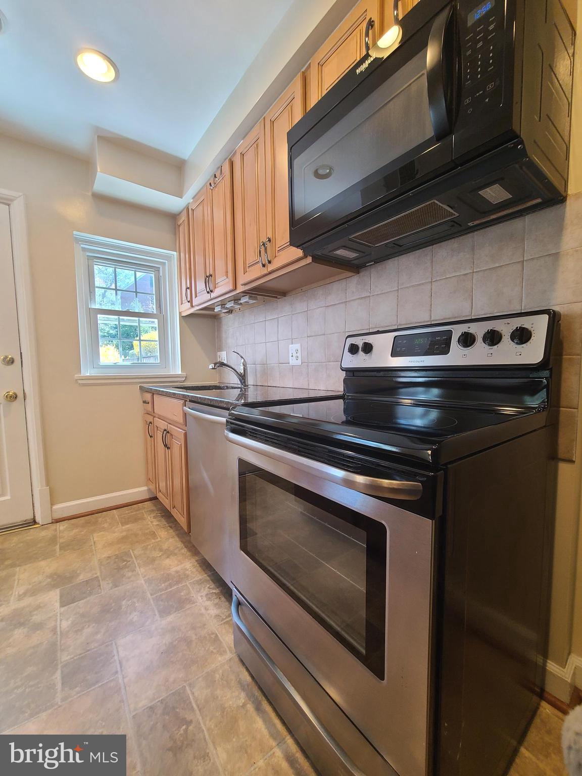 FAIRLINGTON - Residential Lease