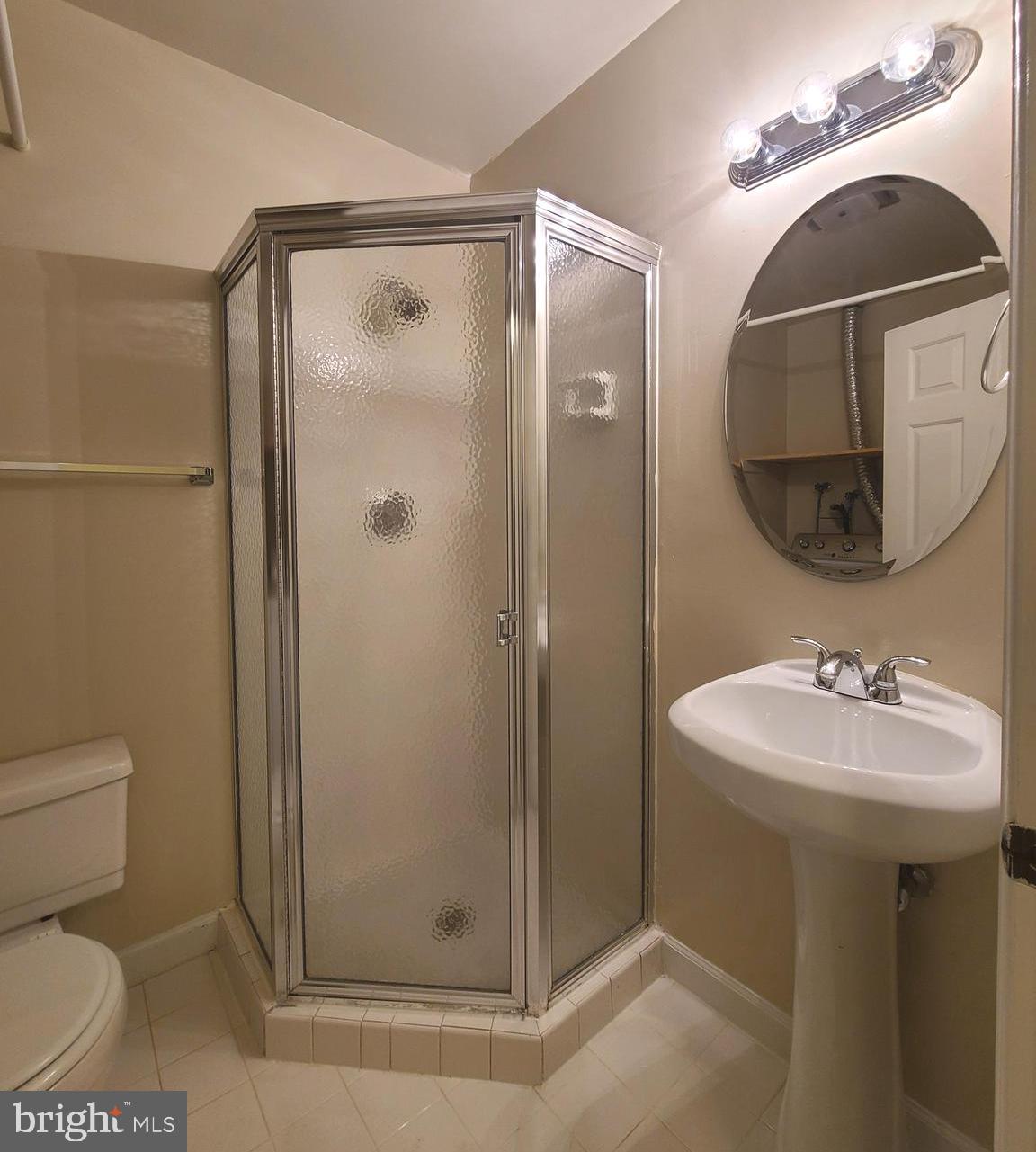 FAIRLINGTON - Residential Lease