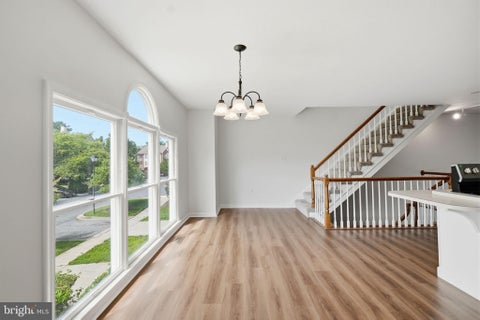 Townhouse For Sale - 18 Victoria Square<br/> Frederick County, FREDERICK, MD 21702
