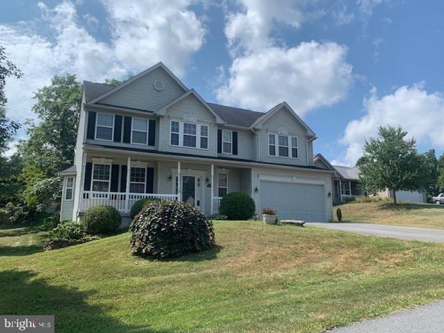 Beautiful colonial in Martinsburg features 4 bedrooms, 2.5 baths, living room w/fireplace, family room, dining room, kitchen with second dining area, unfinished basement, large deck and nice yard.  Close to I-81, shopping and restaurants.