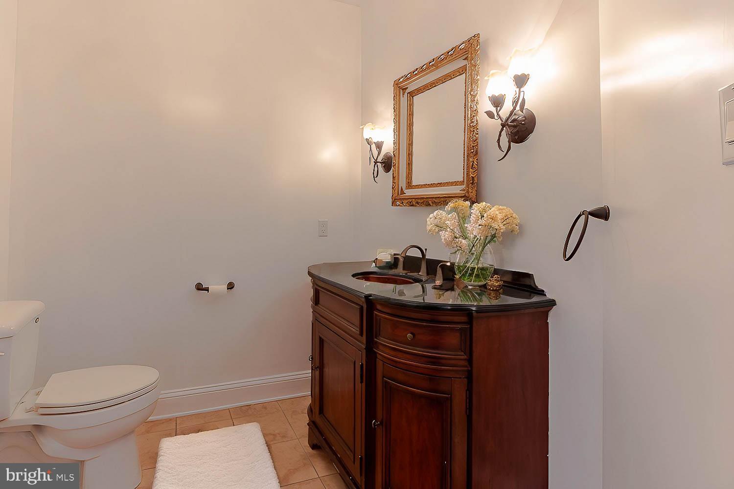 THOMPSON WOODS - Residential