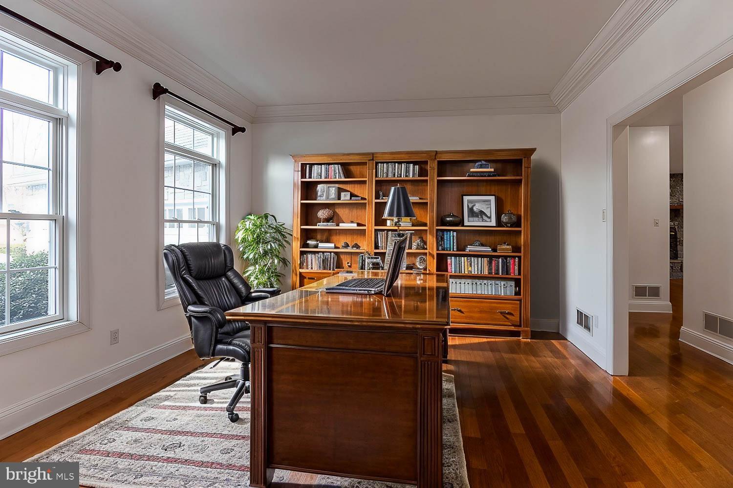 THOMPSON WOODS - Residential