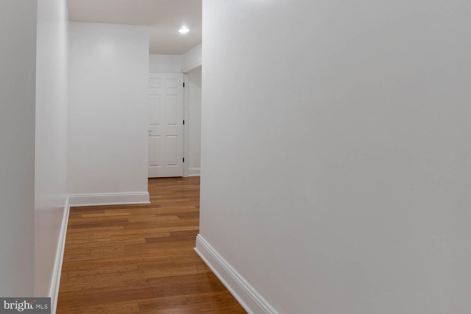 THOMPSON WOODS - Residential