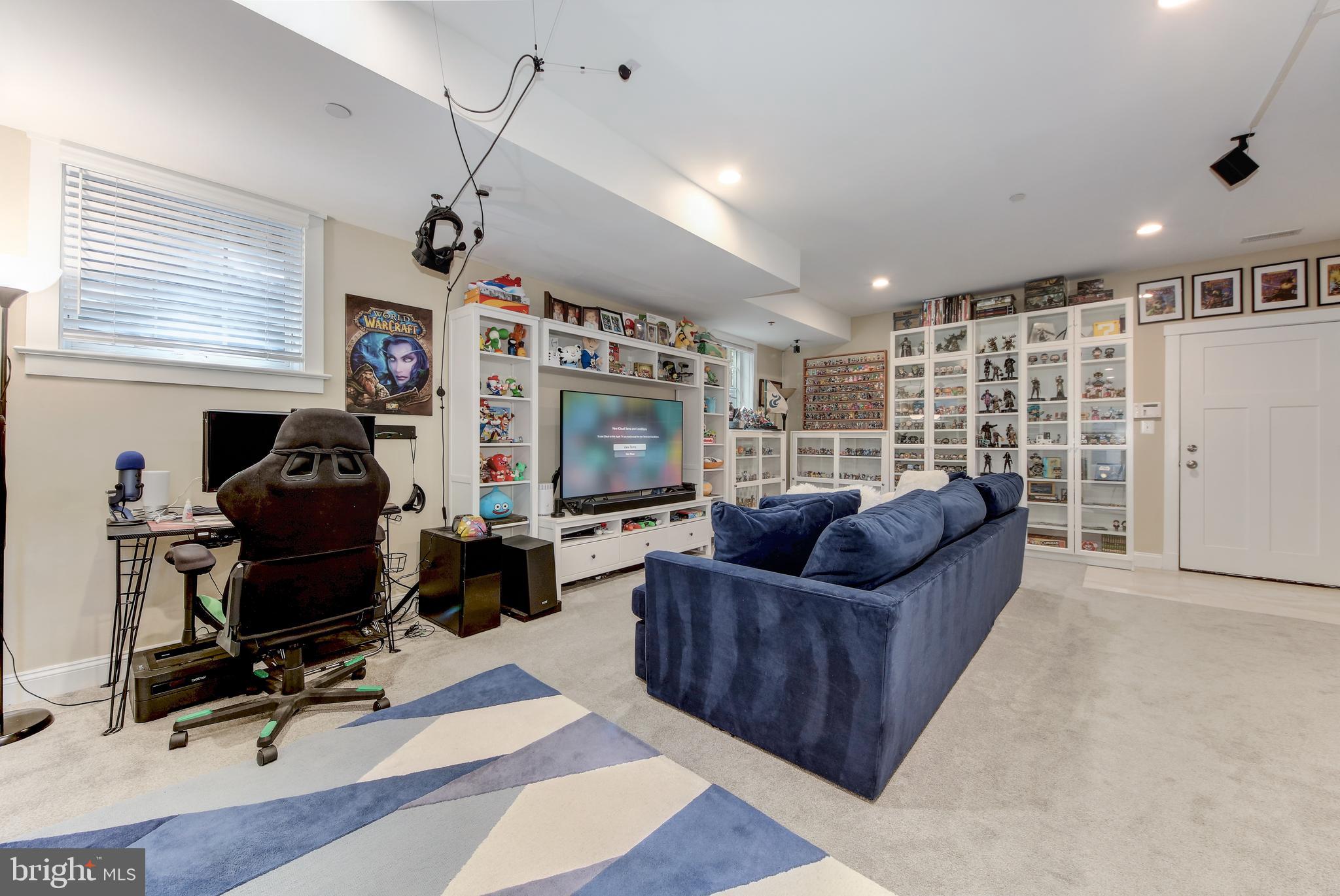 ROSEDALE PARK - Residential