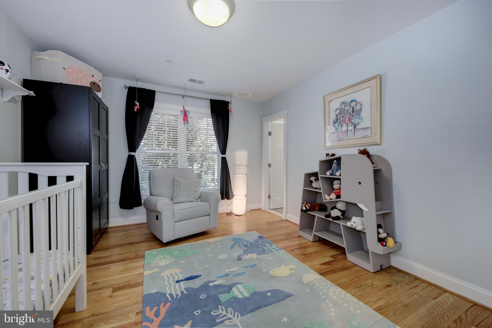 ROSEDALE PARK - Residential